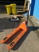 1, Record BFE, Hydraulic Pallet Truck with 2500kg Capacity. Serial No. 13011523.1/051. Year 2013