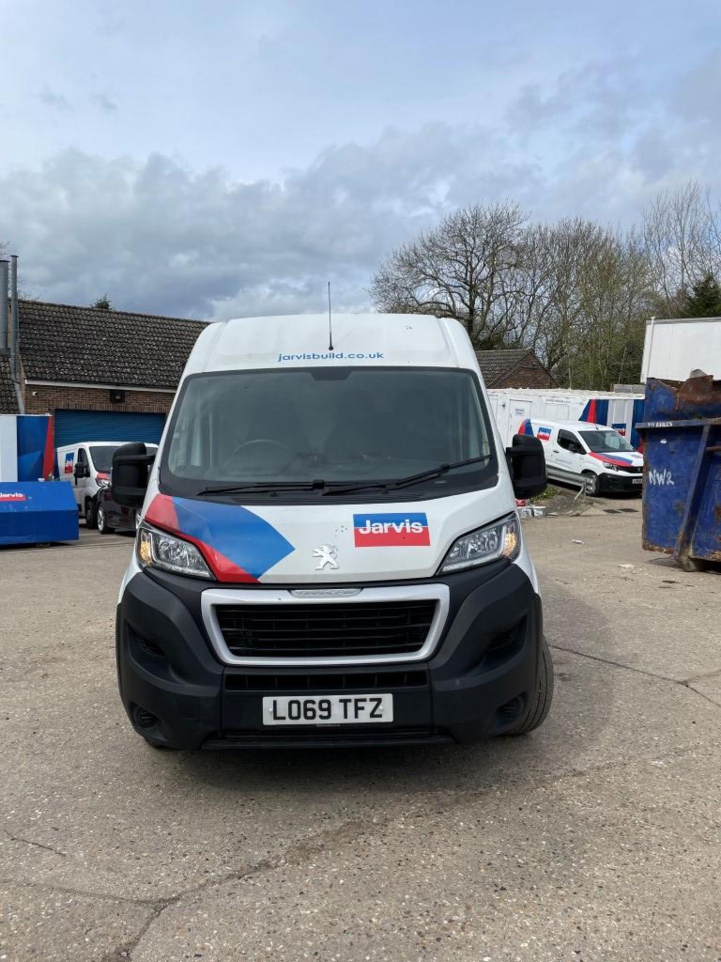 Peugeot Boxer 335 Pro L2H2 BHDI Diesel 6 Speed Manual Panel Van - Image 2 of 9