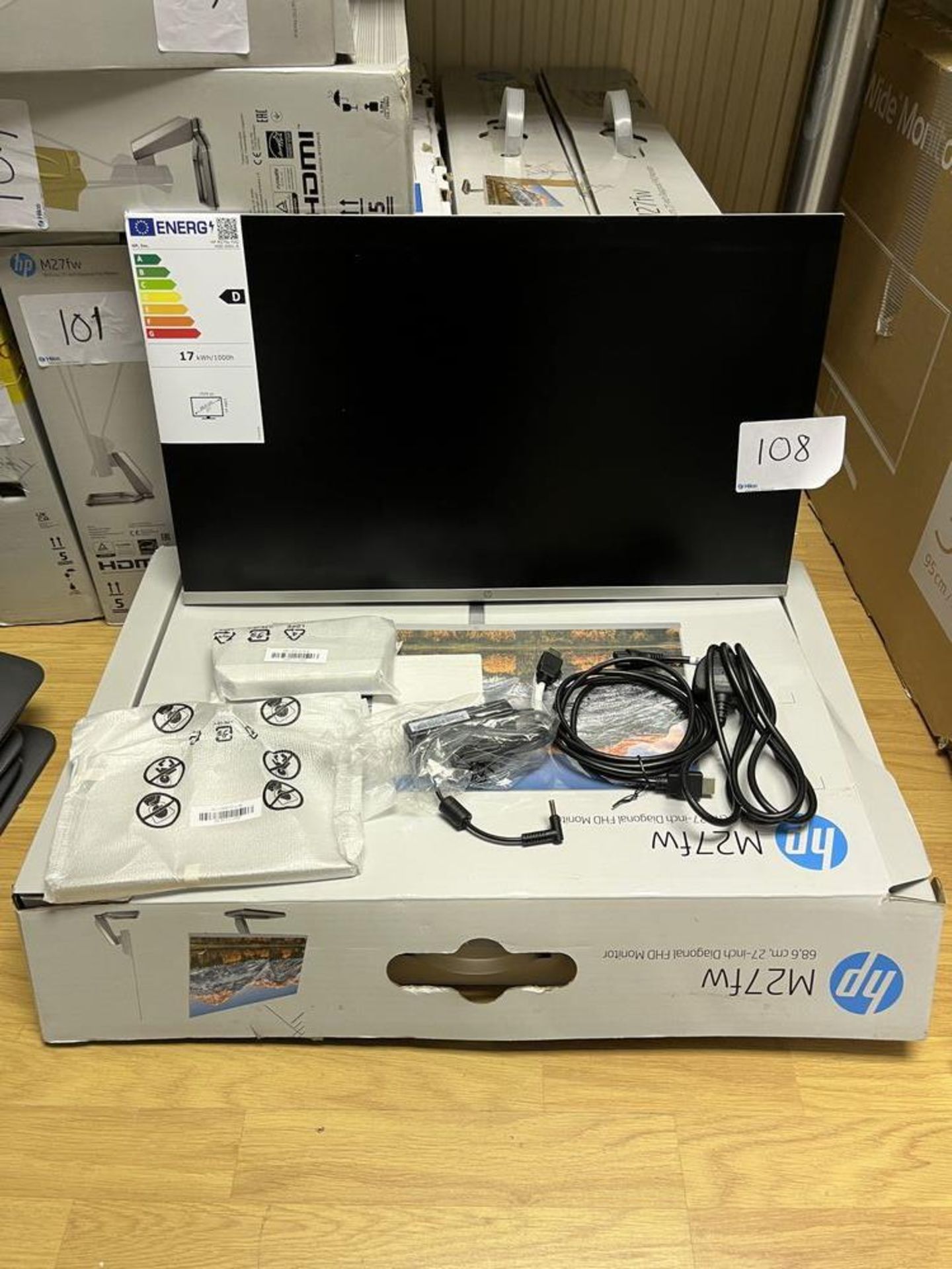 HP M27FW FHD Monitor 68.6cm 27-inch diagonal With stand and plugs, comes in box Serial Number 3CM1