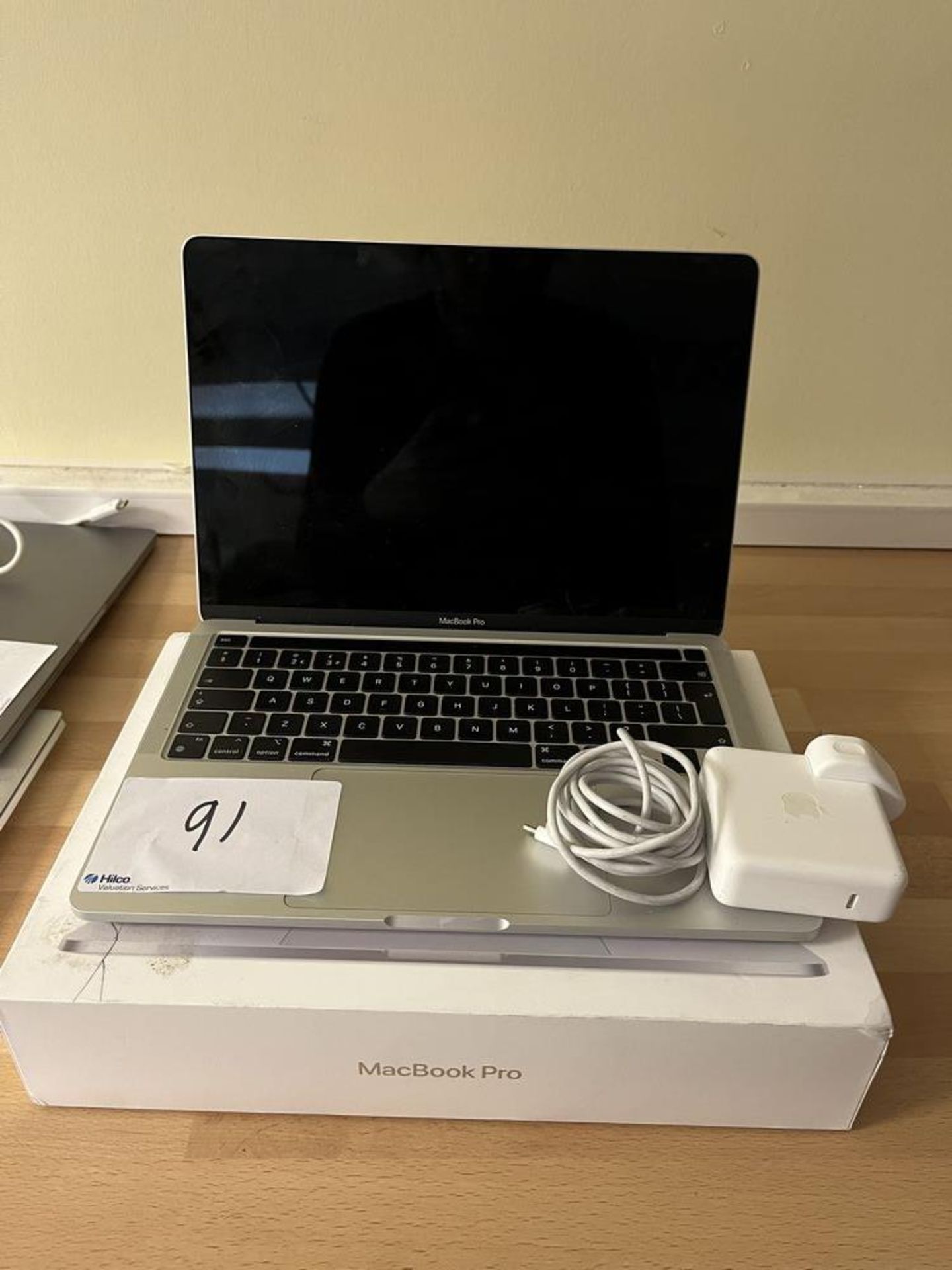 MacBook Pro (13-inch, M1, 2020) 8GB Memory With charger and box Serial Number FVFF5BUTQ05G