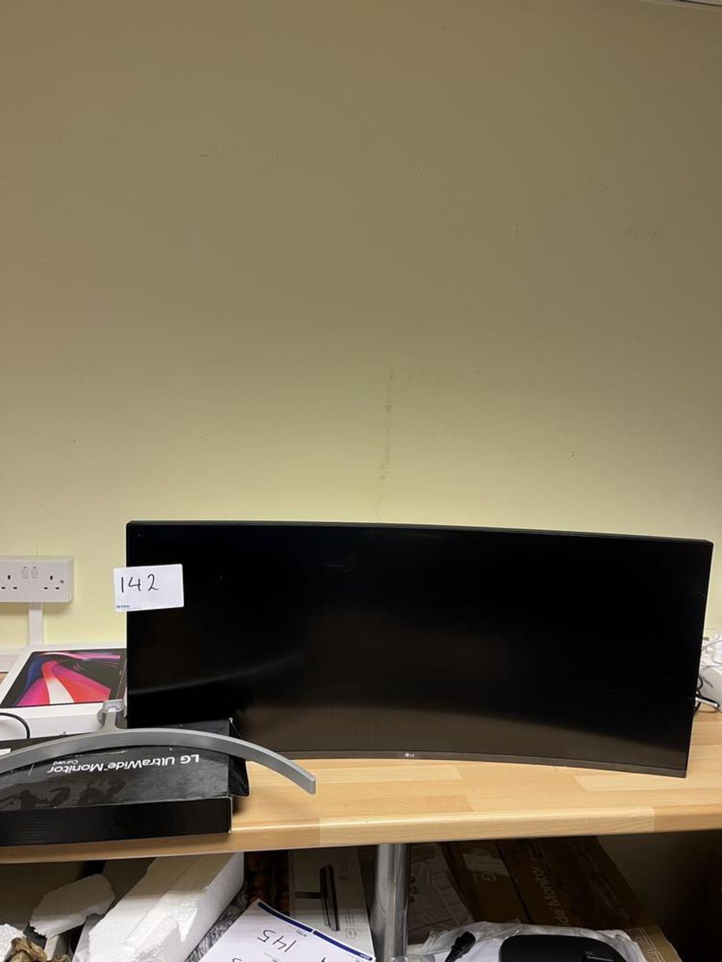 LG 38WN95C-W Curved Monitor With stand, and accessories box, comes in box Serial Number 204NTEP746