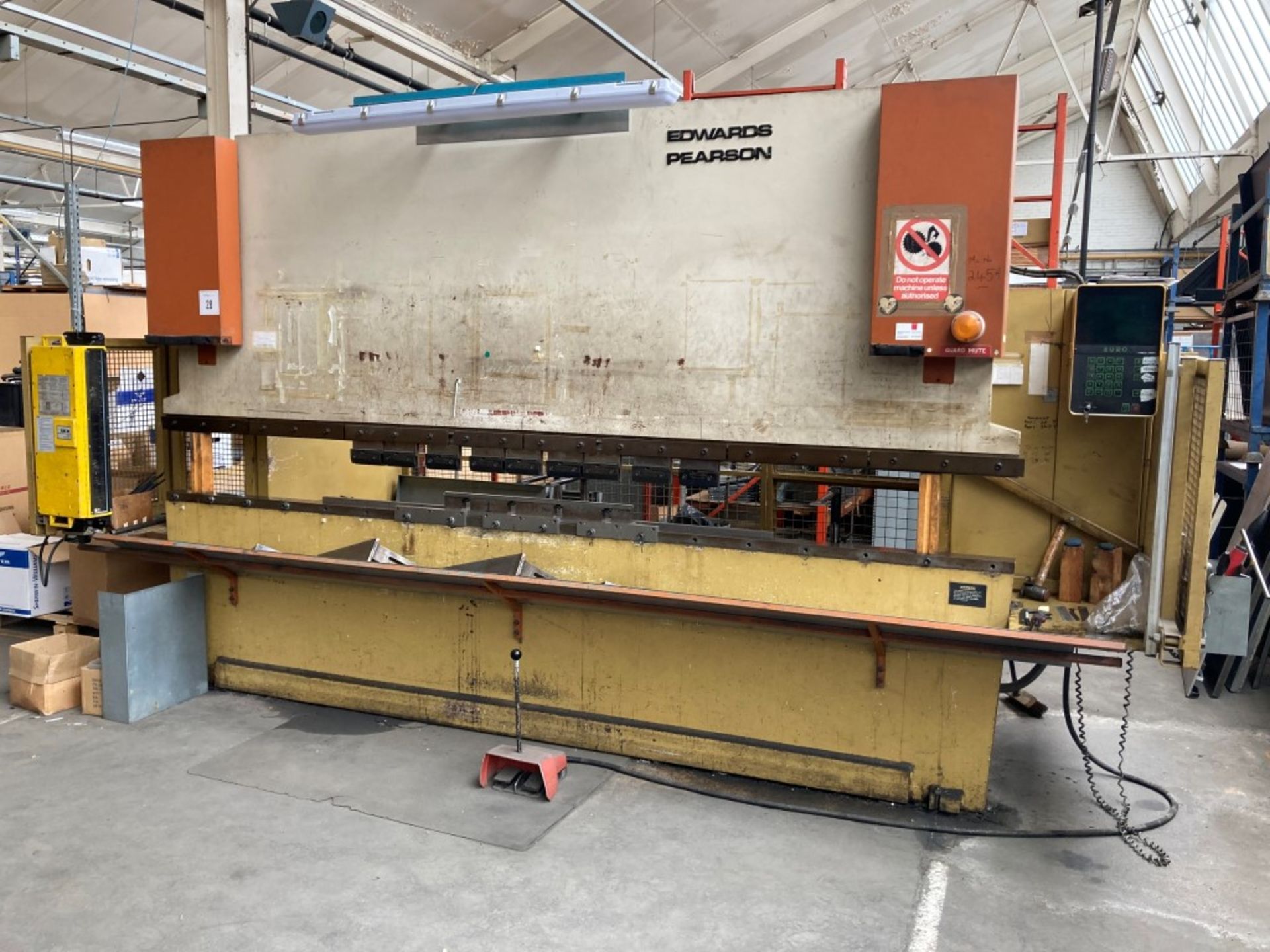 Edwards Pearson Press Brake 150 TONS, 3700mm Width with Sick Light Guard & Euro Digital Read Out, Se