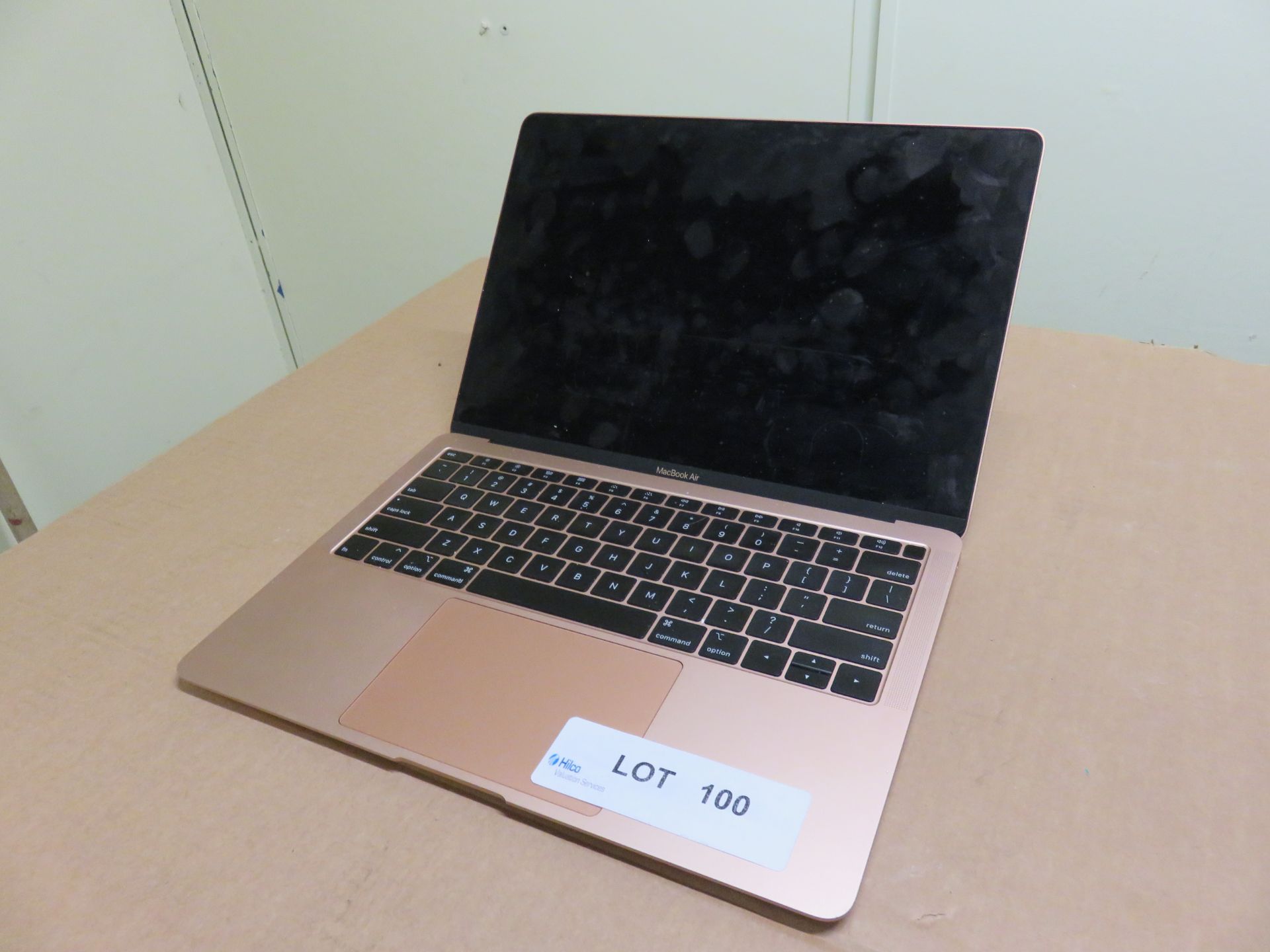 Apple MacBook Air Model A1932 Corei5 13in Laptop S/N: FVFXKJYEJK7F (2018) (No Power Cable)