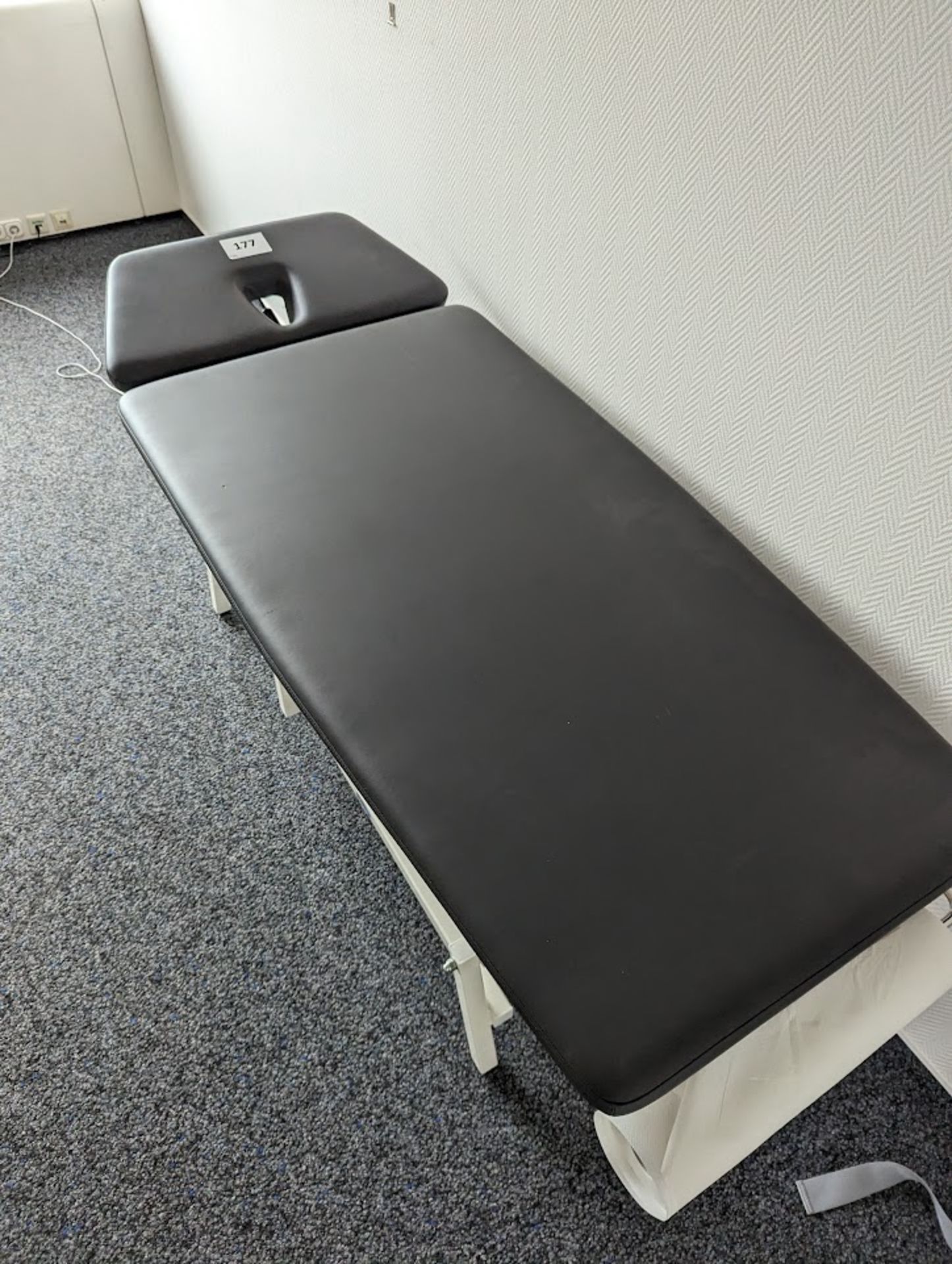 HK Medizintechnik X60221290 Physio Bed with Powered Back Lift, Serial No. 08004973 - Image 2 of 3