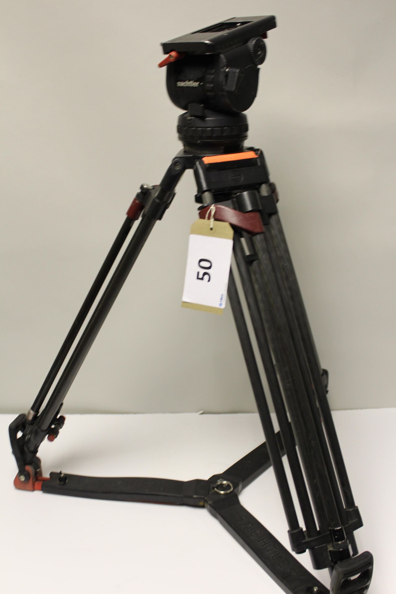 Sachtler Video 18P Professional Tripod with Carry Bag