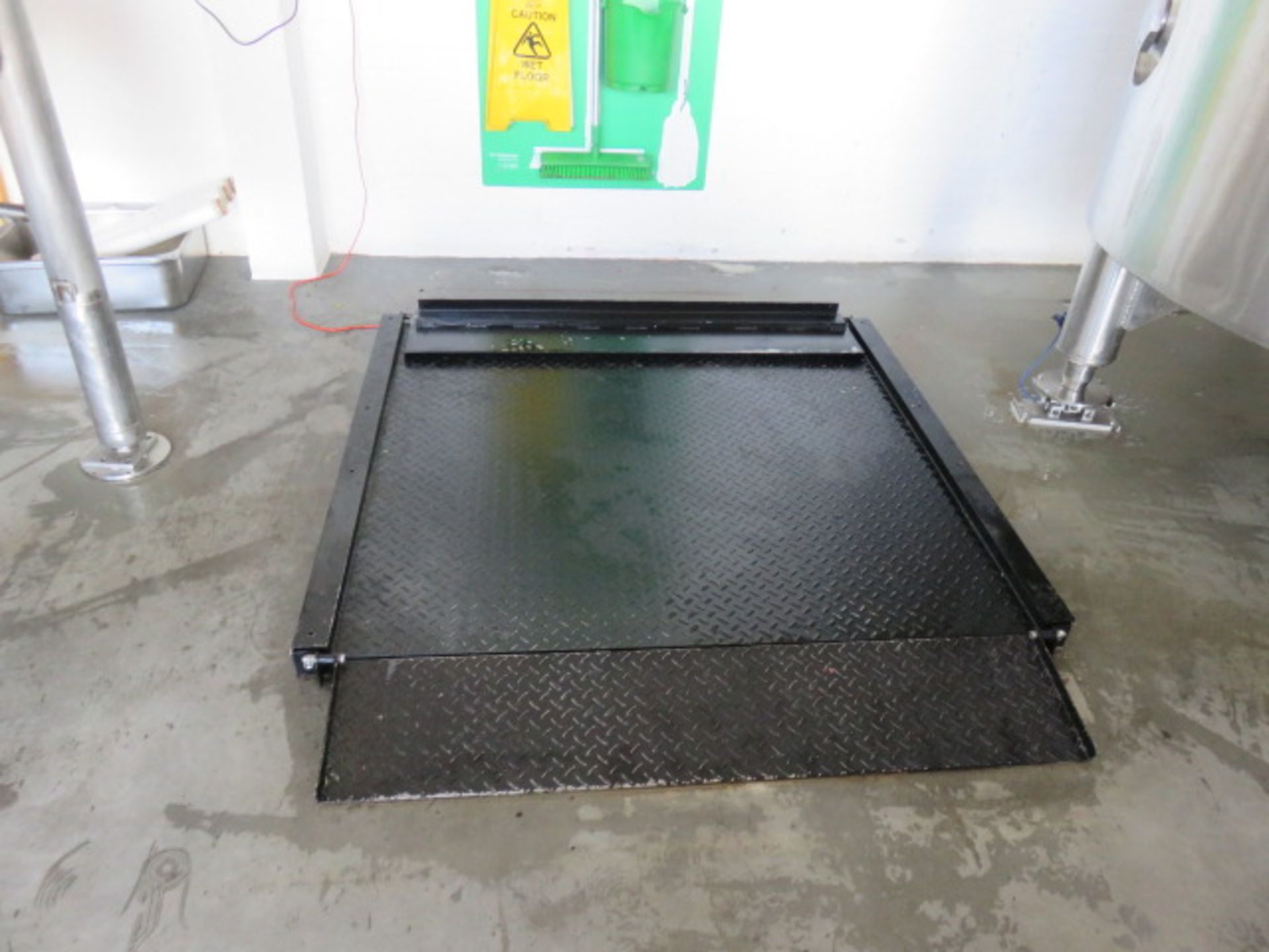 1, Marsden Platform Pallet Weigh Scale with 1-100SS Digital Read Out and 2000 kg Capacity - Image 2 of 2