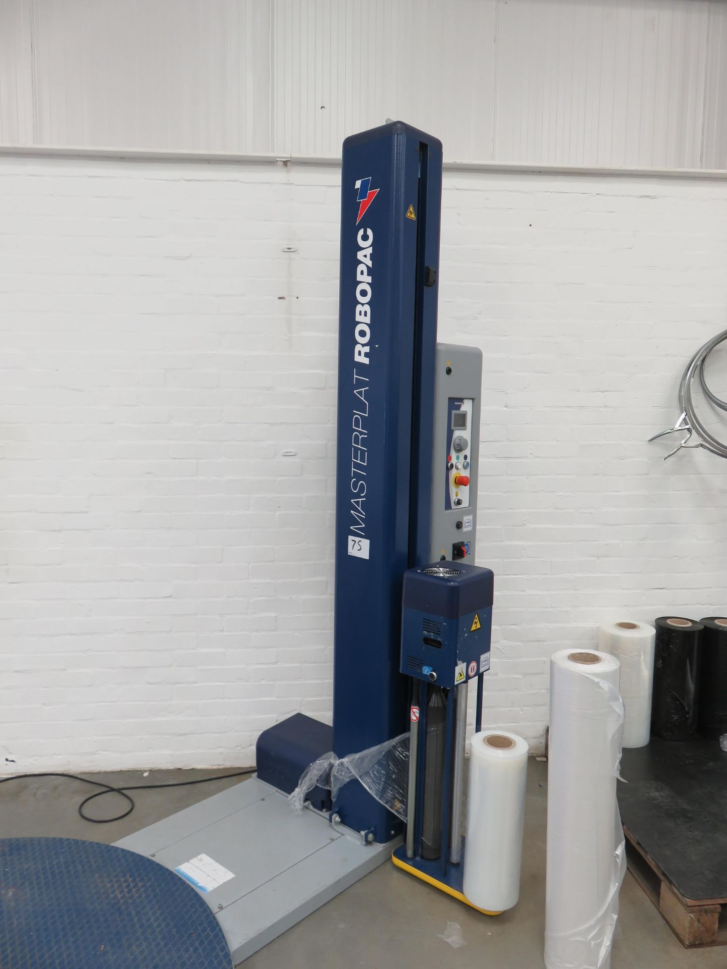 1, Robopac Masterplac Plus PGS Floor Standing Pallet Wrapper Serial No. 30194867 (2020) - Image 2 of 2
