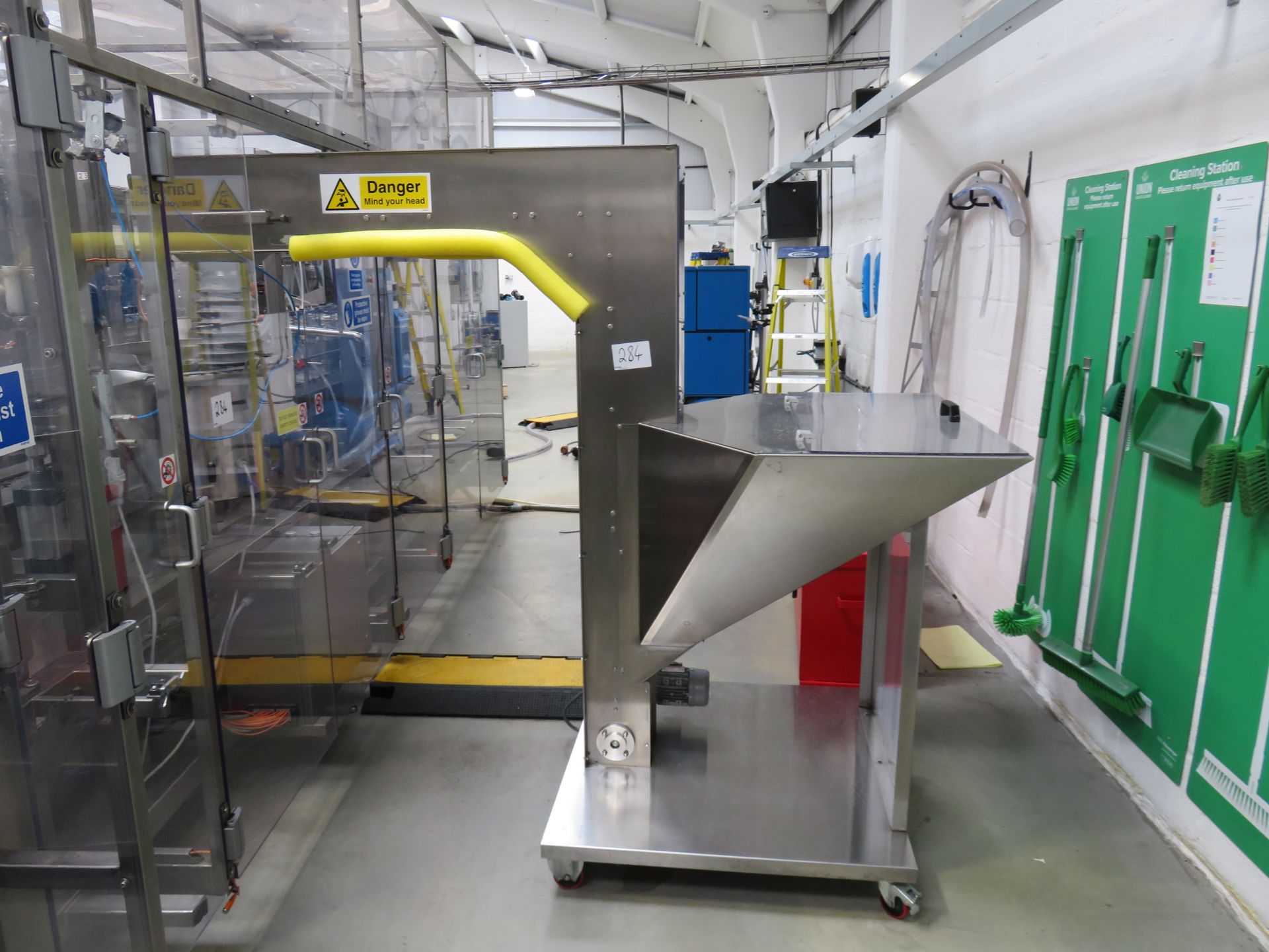 (1) 1200 Bottles/Hour 20cl - 70cl Bottle Filling Line (Commissioned 2019) Comprising: (1) Unbadged B - Image 3 of 14