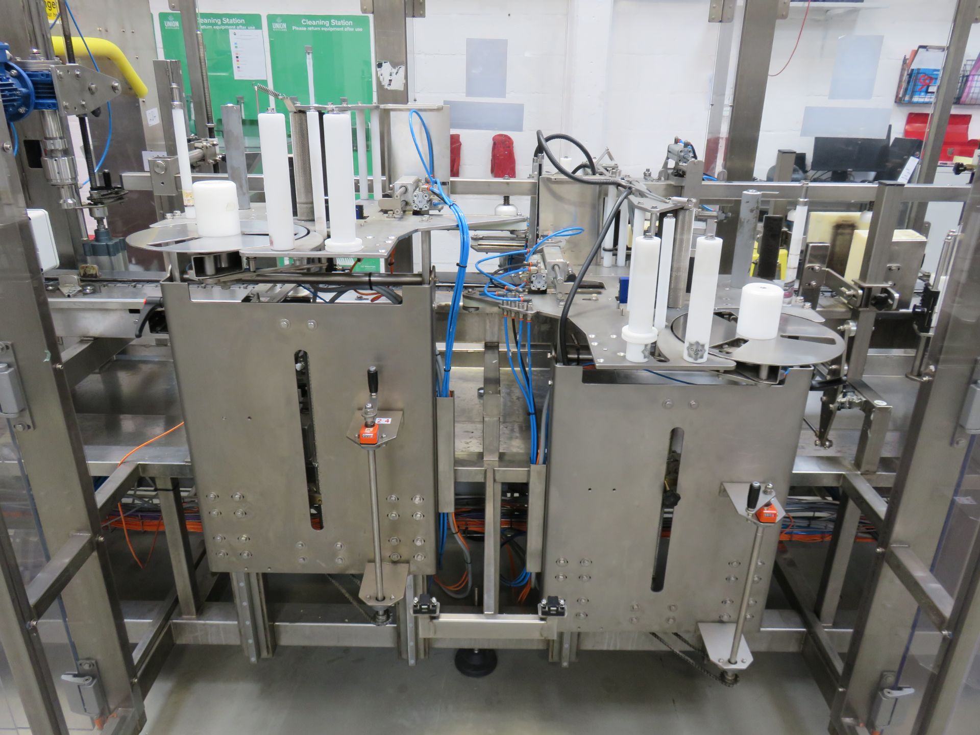 (1) 1200 Bottles/Hour 20cl - 70cl Bottle Filling Line (Commissioned 2019) Comprising: (1) Unbadged B - Image 11 of 14