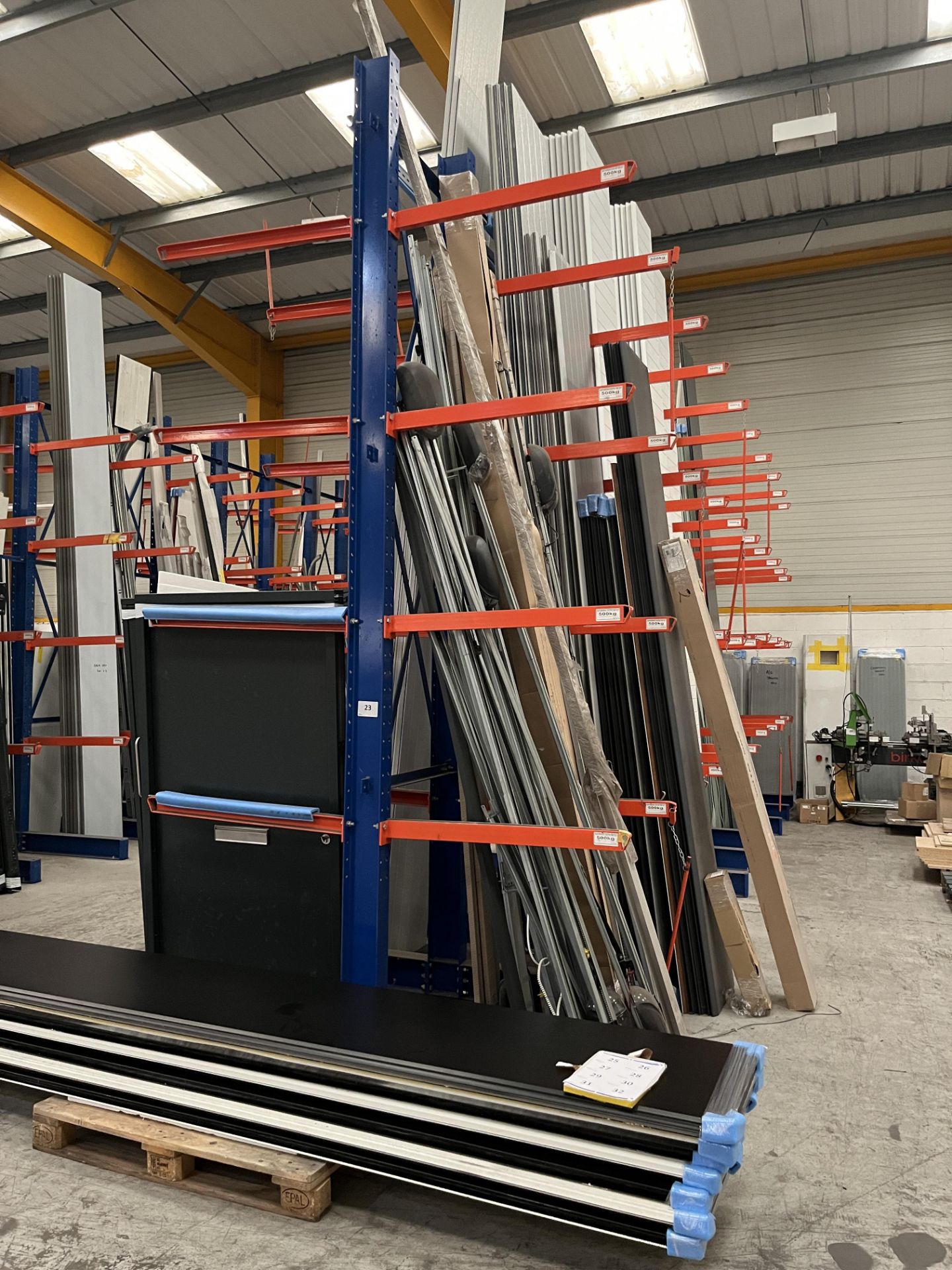 c7.75m Run of Double Sided Cantilever Adjustable S