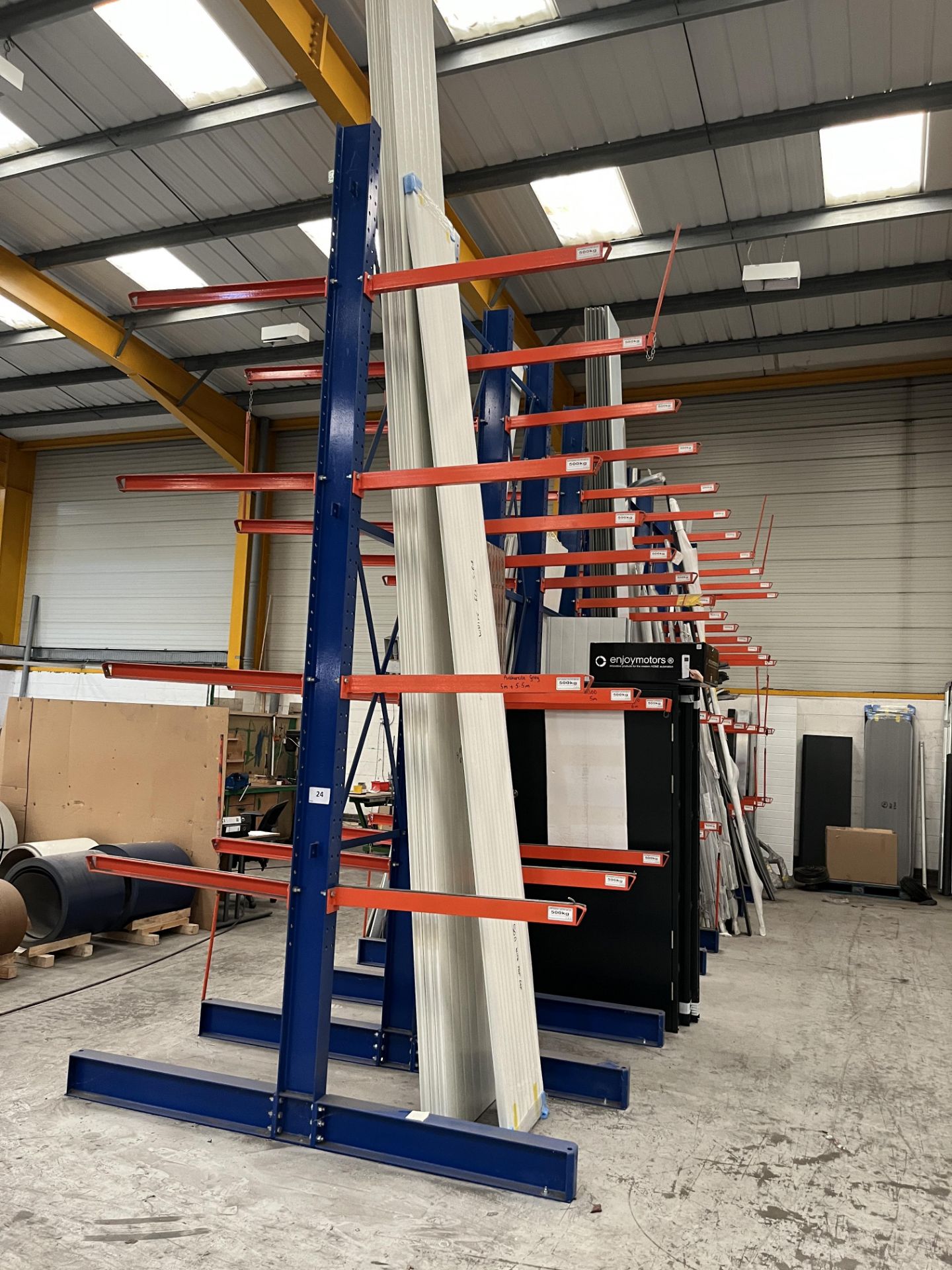 c8.75m Run of Double Sided Cantilever Adjustable S