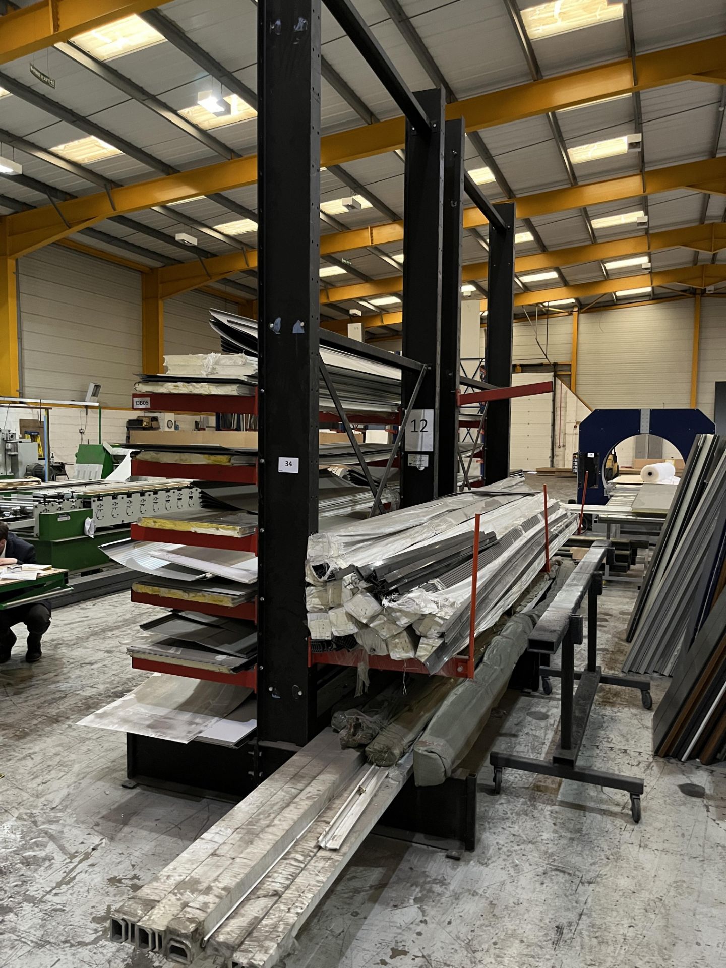 Double Sided 2 Bay, Cantileverlevaver Steel Rackin - Image 2 of 2