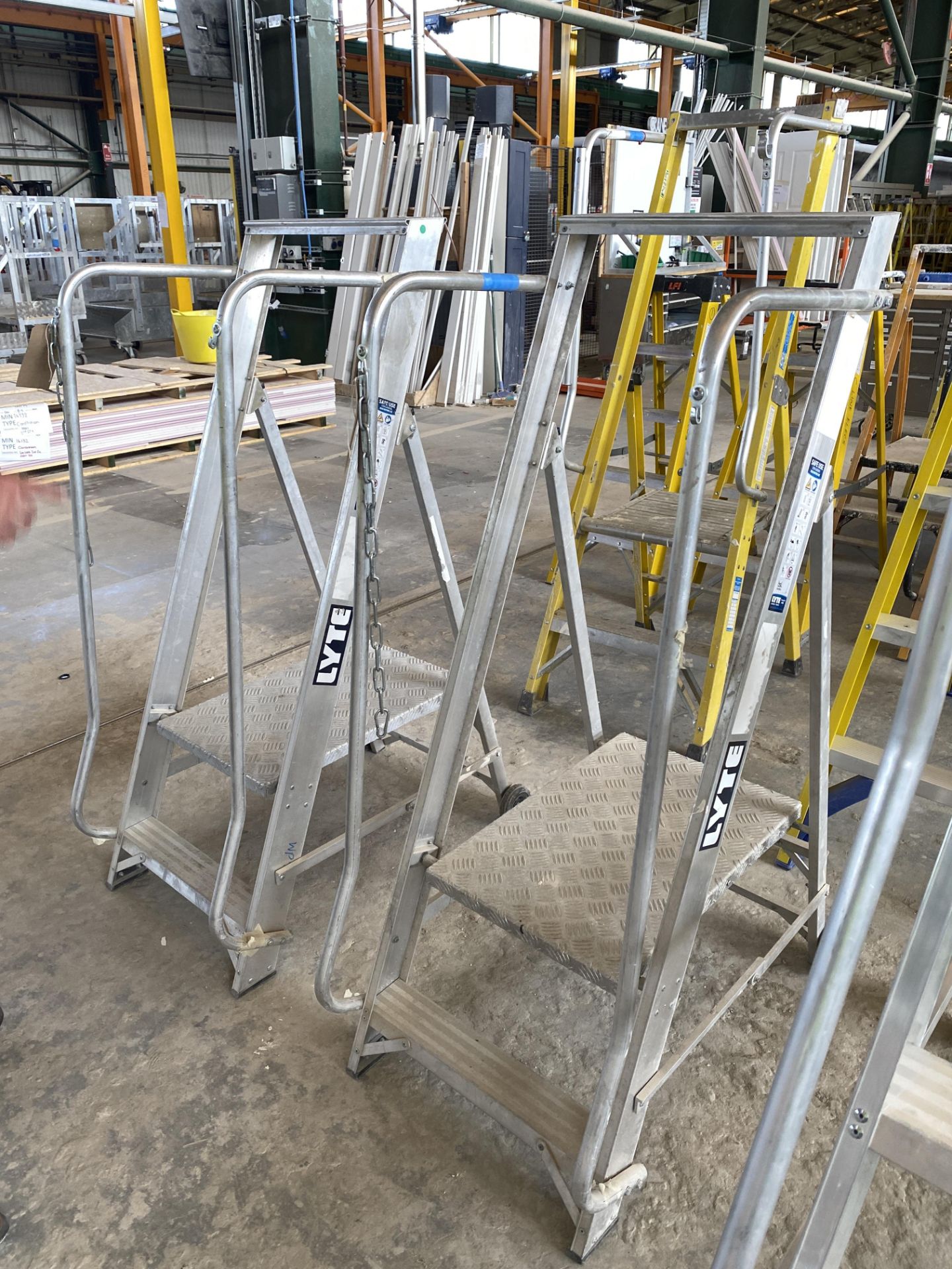 2: Lyte Aluminium 4 Step LaddersWith Platform