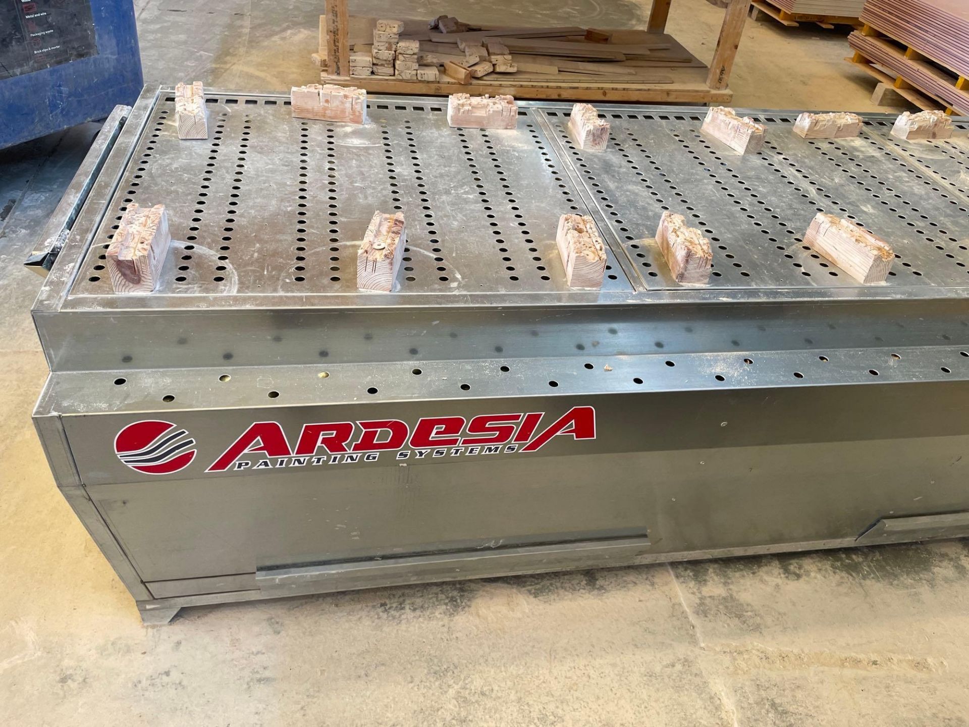 Ardesia 3M Dust Table - Image 2 of 3