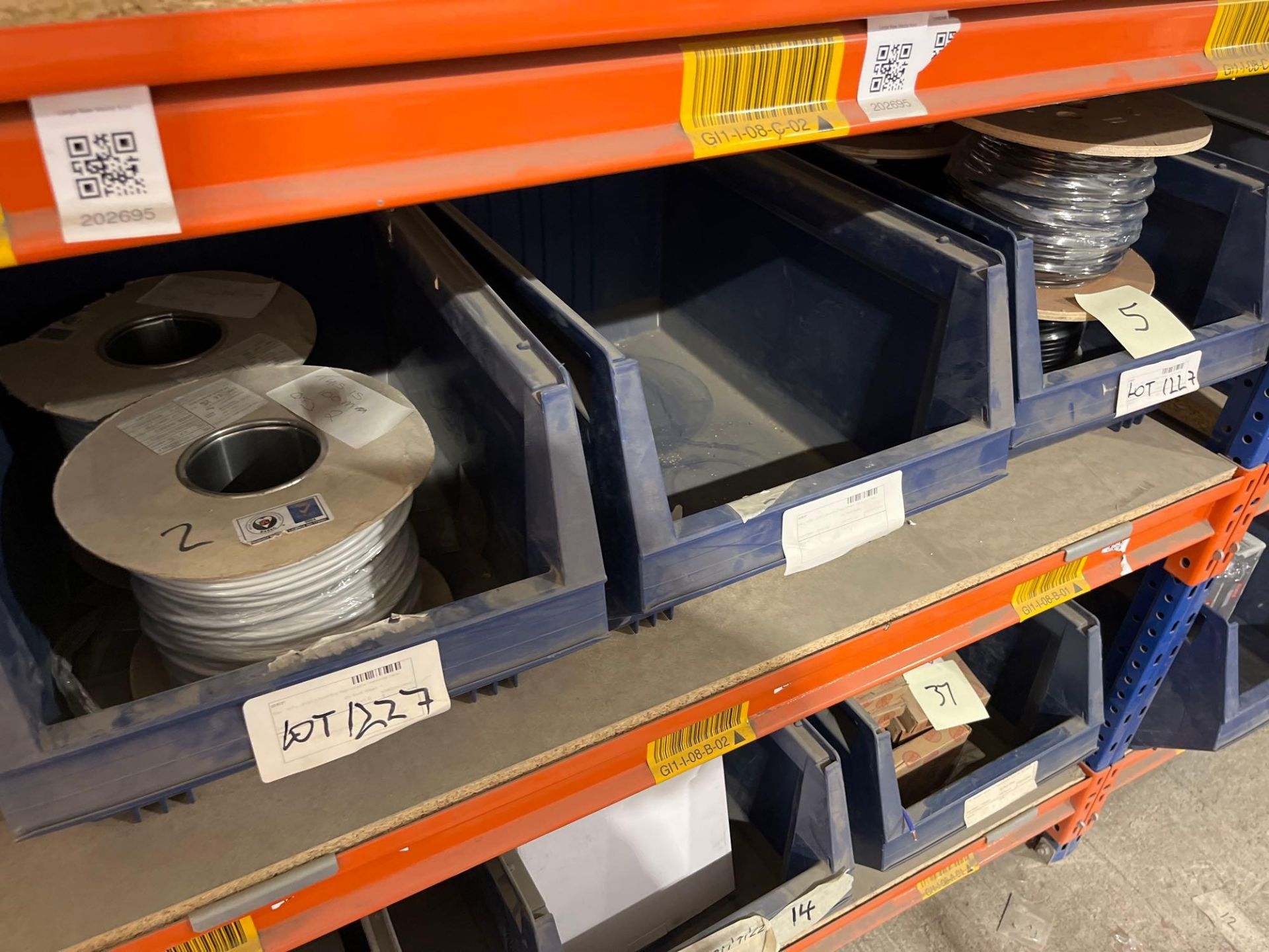 Contents of 2nd Shelf of Racking as Lotted Comprising; Quantity of 30 2182Y 0.5mm² 50m Reel ( - Image 4 of 4