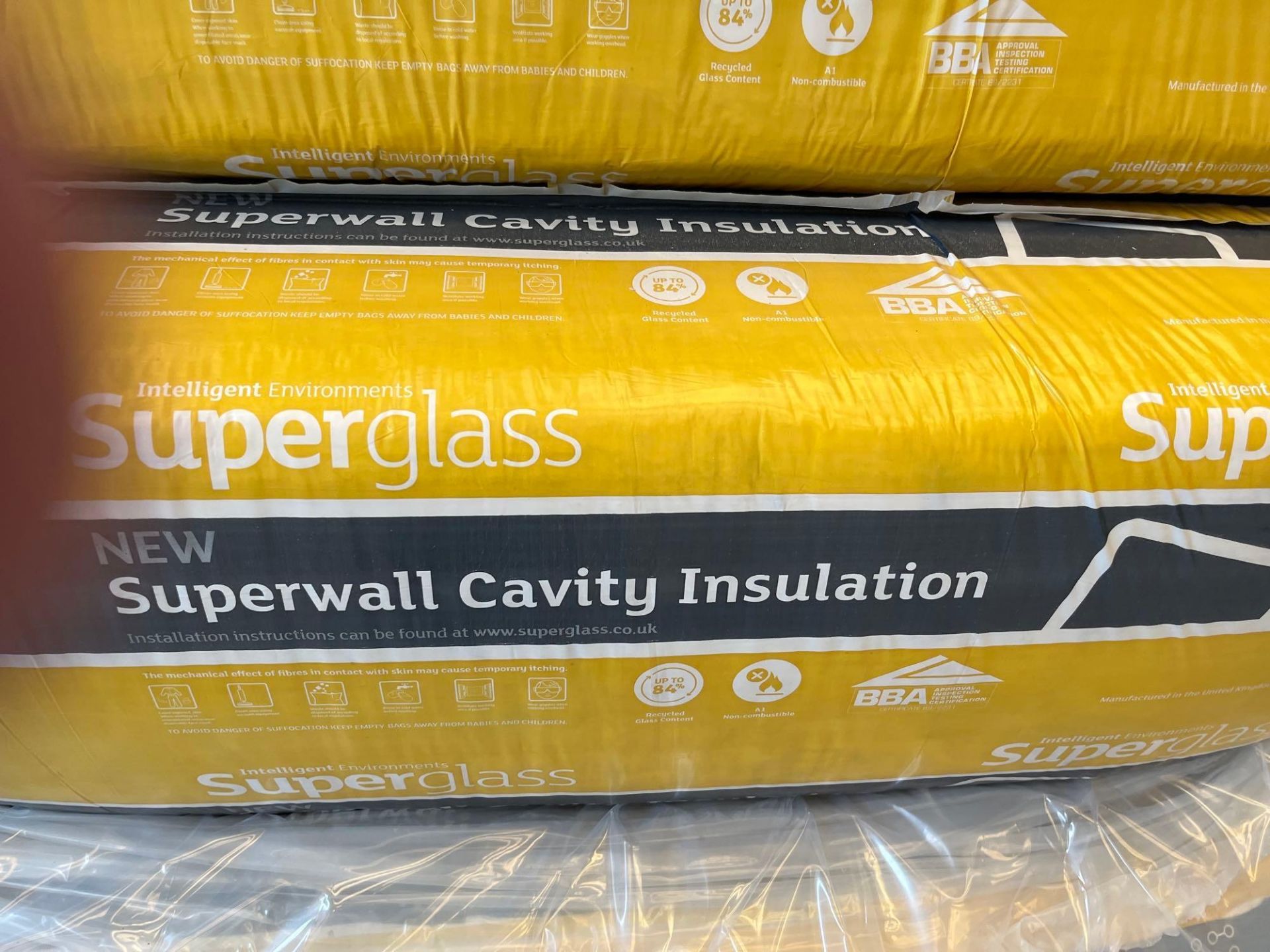 11 Rolls of Superwall Cavity Wall Insulation on 2 Pallets - Image 2 of 3