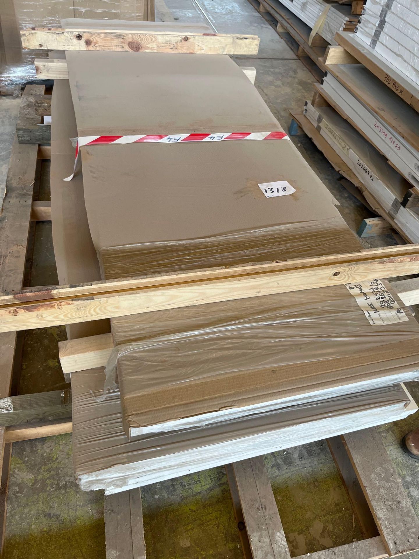 Pallet of 2 INT DOOR - 1981 x 686 x 35mm Hollowcore 4Panel Woodgr Finished Edge Banded Chrome Door