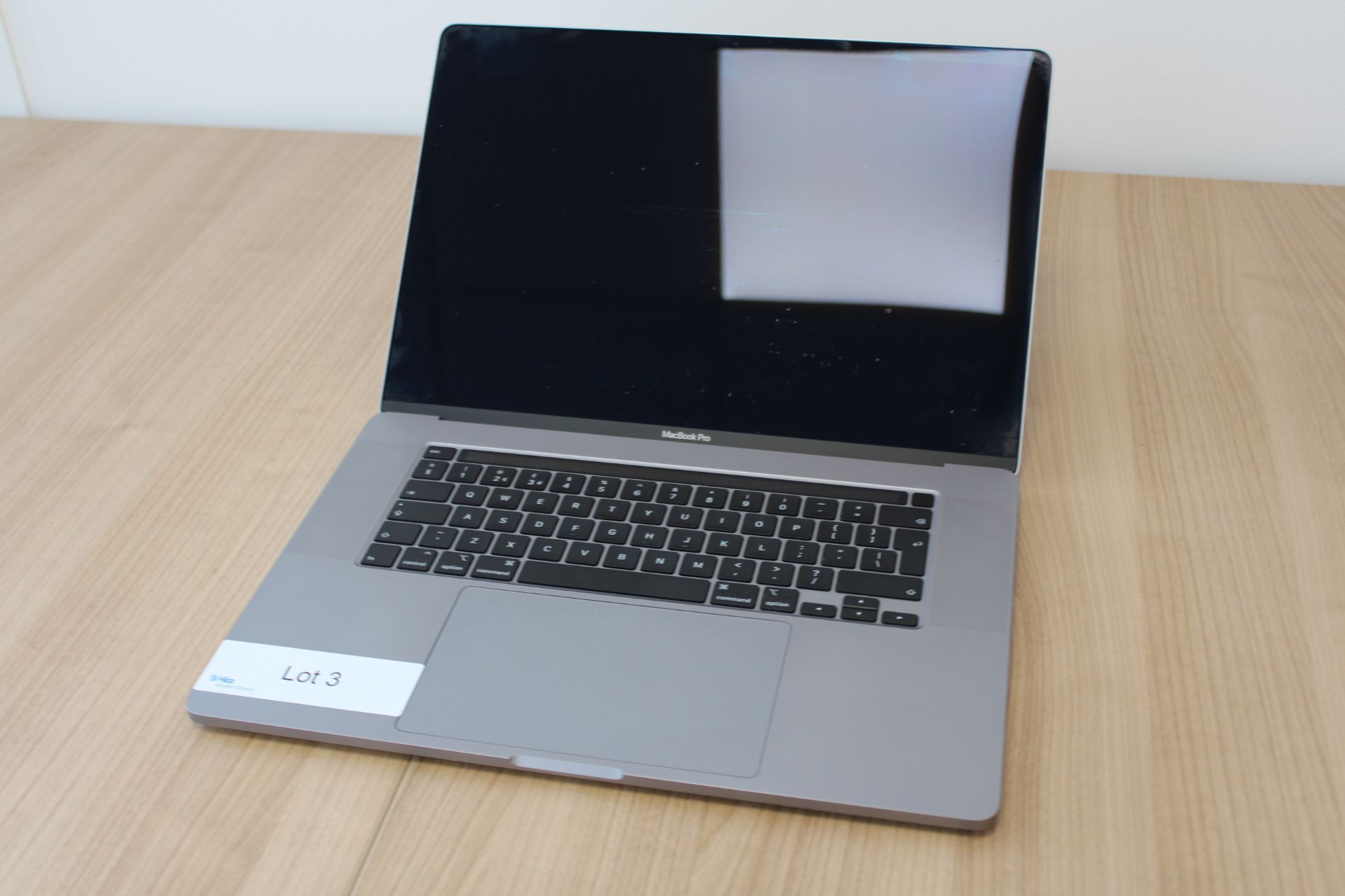 Apple MacBook Pro A2141 Laptop Computer, No Charger, s/n C02CJWRAMD6M