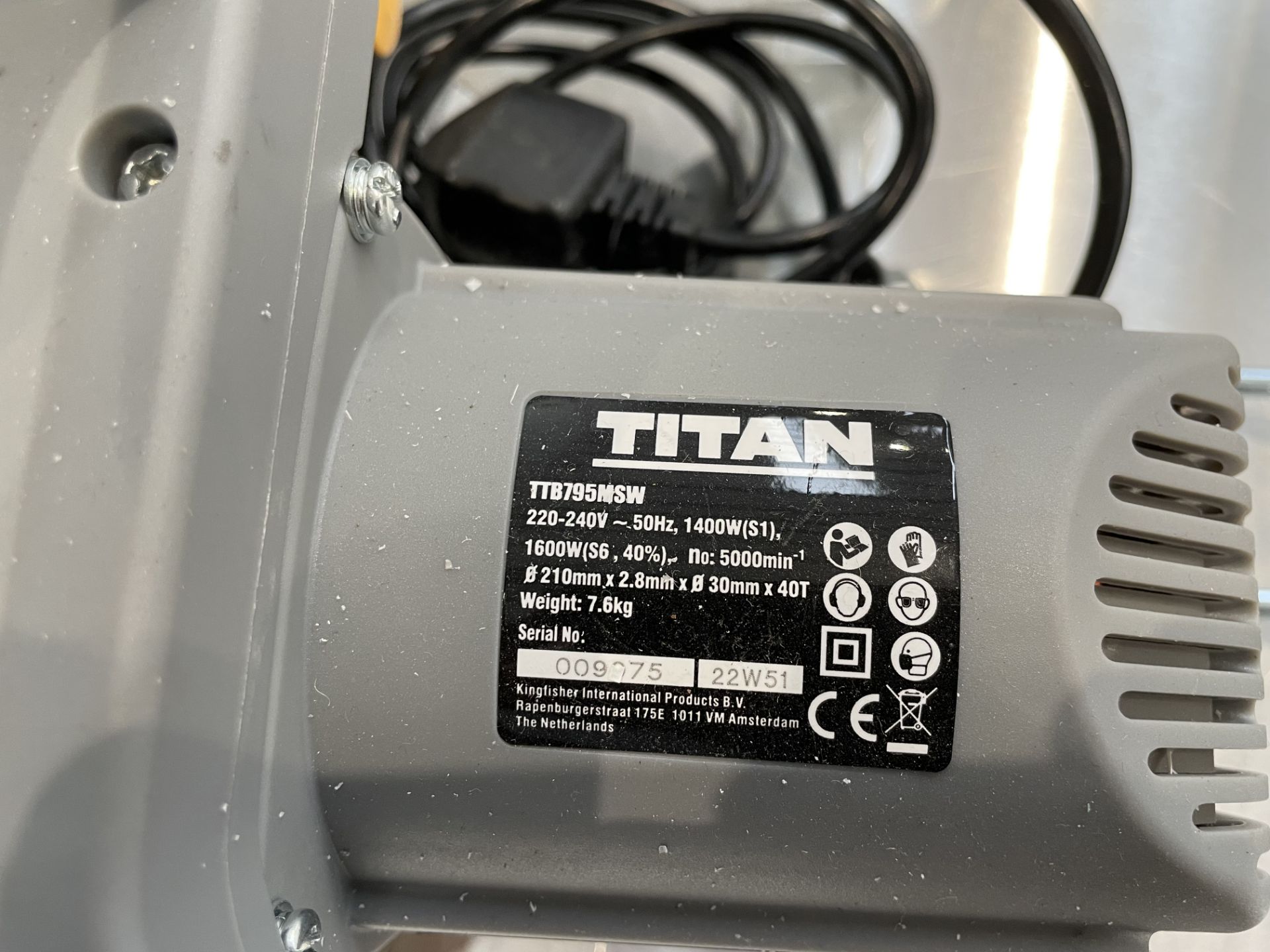 Titan TTB795MSW 1400 Watt Saw - Image 2 of 2
