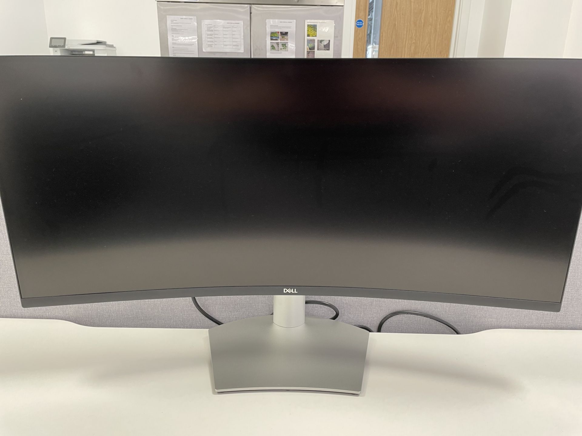 Dell Model S3423DWC Curved Screen Computer Monitor (Year of Manufacture 2022)