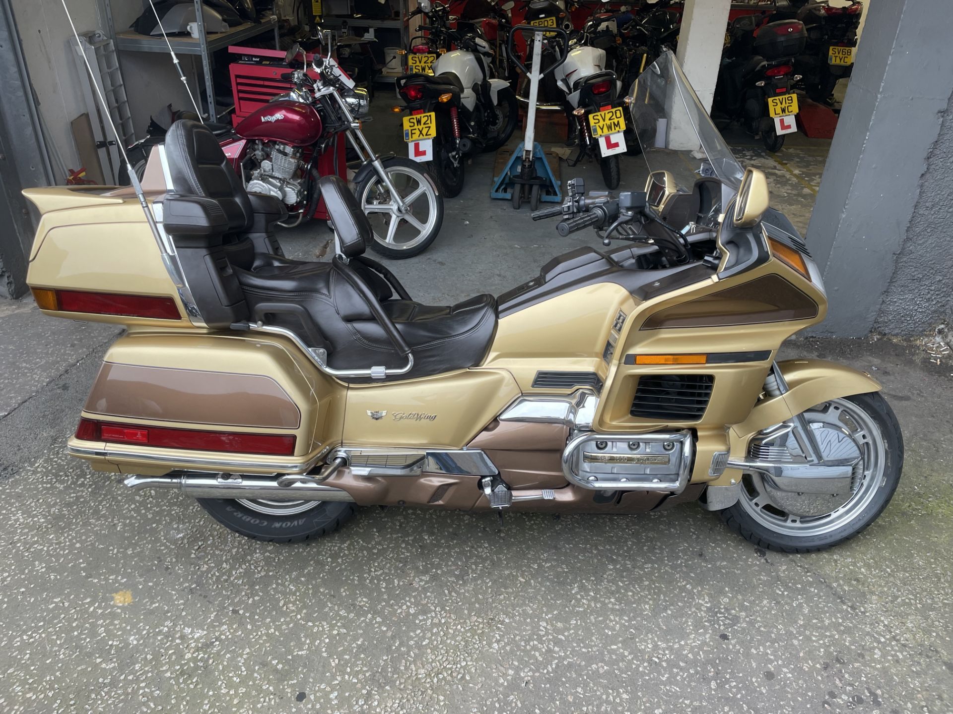 HONDA GOLDWING SE 1500, 6 CYLINDER MOTORBIKE - Image 2 of 6