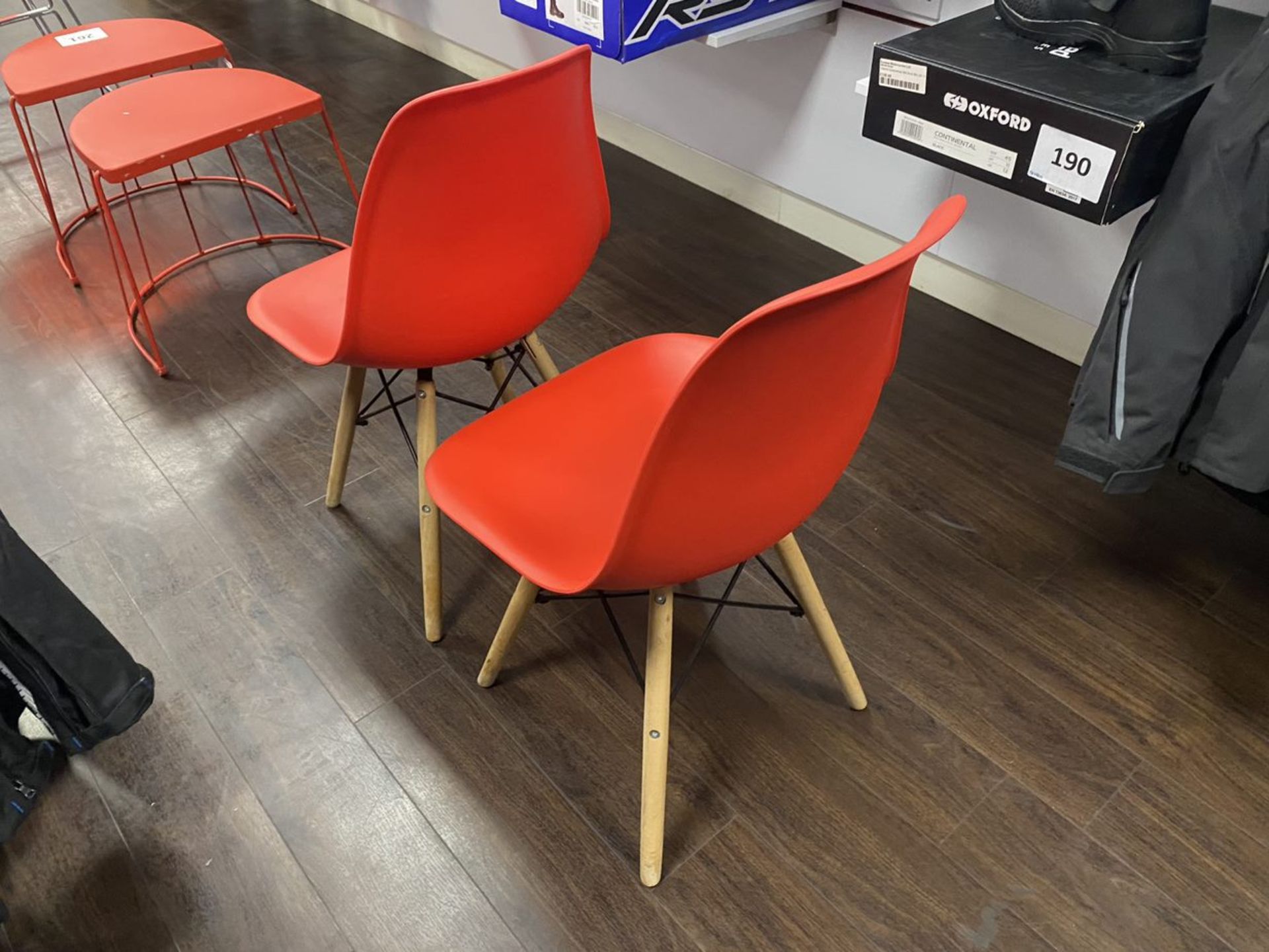 2 x Red Chairs - Image 2 of 2