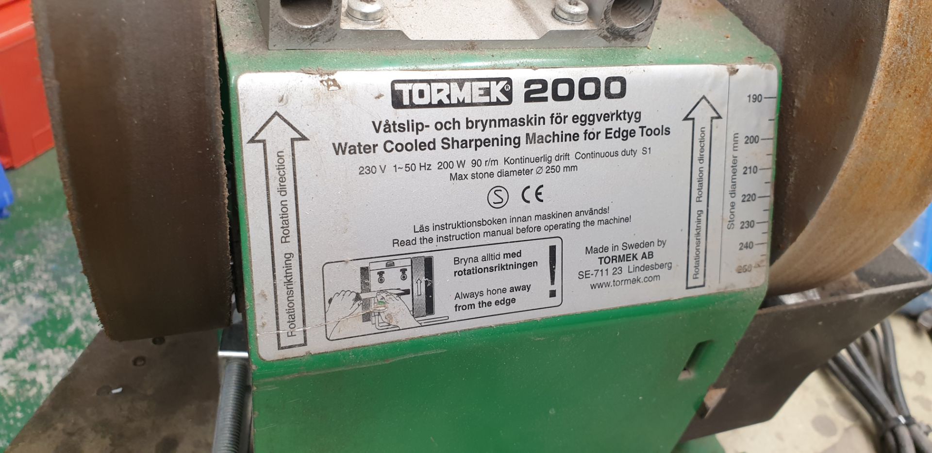 1: Tormek 2000 Water Cooled Sharpening Machine for Edge Tools - Image 3 of 3