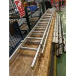 1: 2-Section Aluminium Ladder