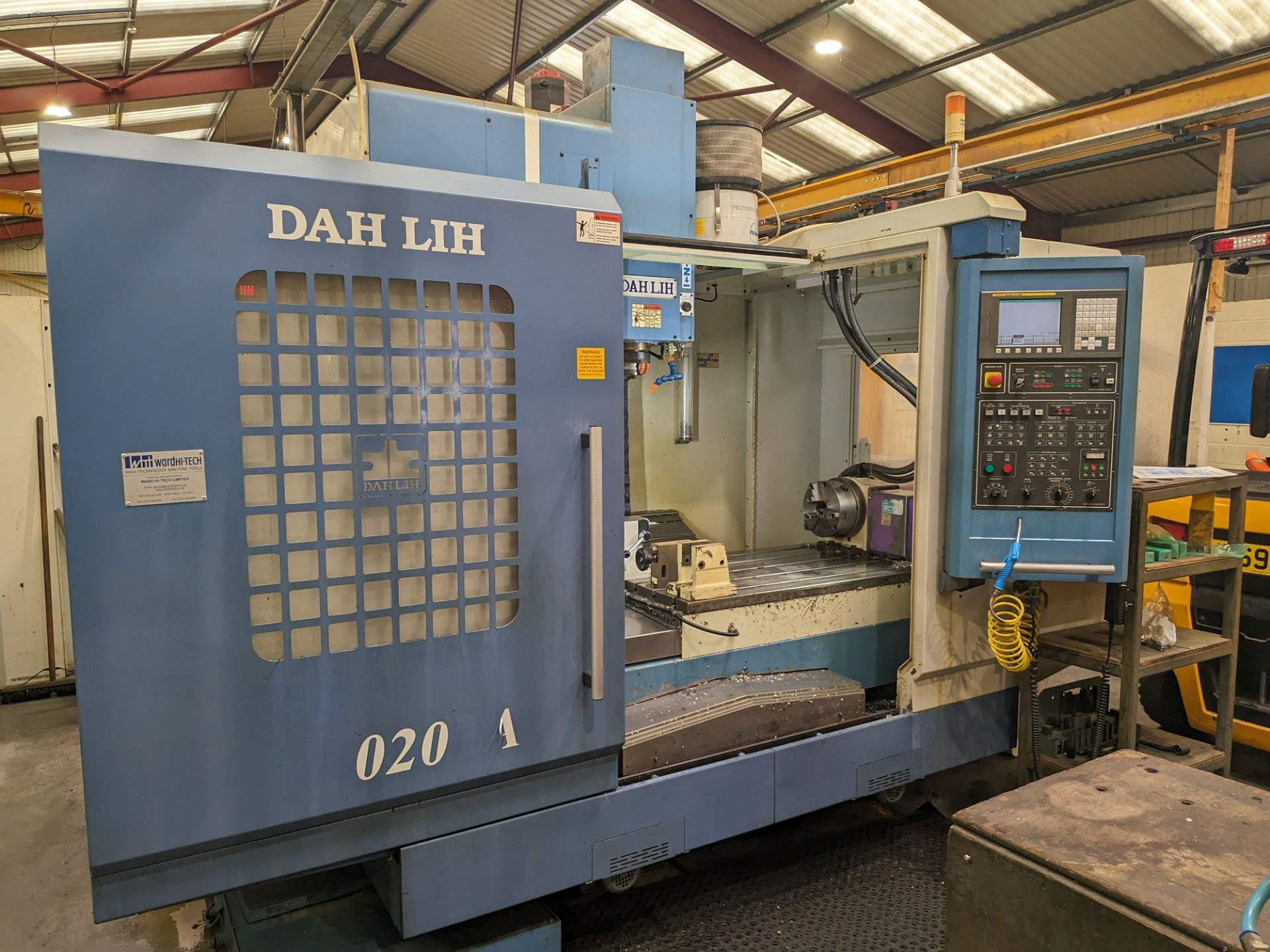 1: Dahlih DL-MCV1020BA Vertical Machining Centre - Image 3 of 8