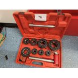 1: Manual Pipe Threaing Set in Case