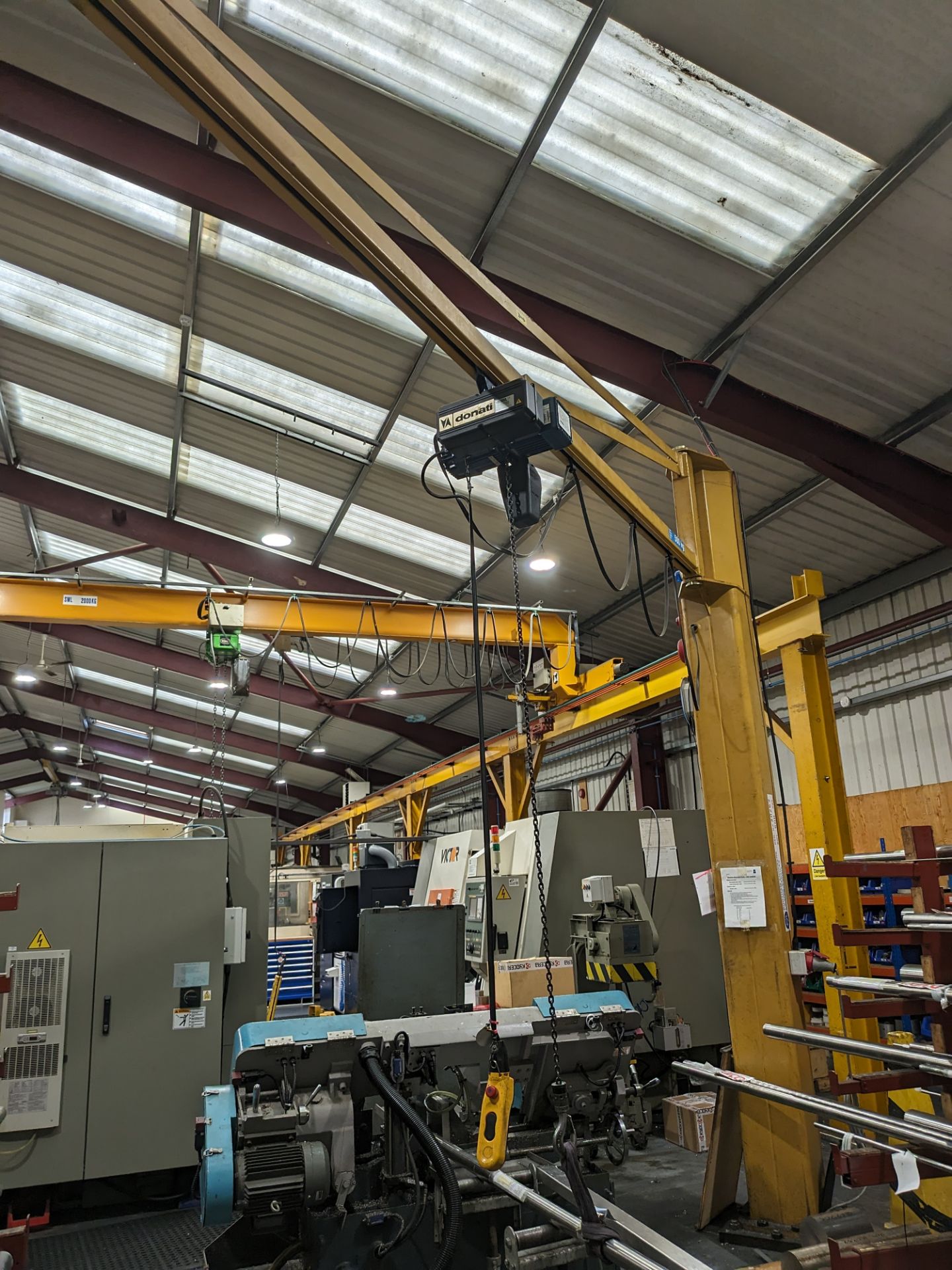 1: Bootham Engineer's Pillar Mounted Swing Jib of 500kg Capacity - Image 2 of 2