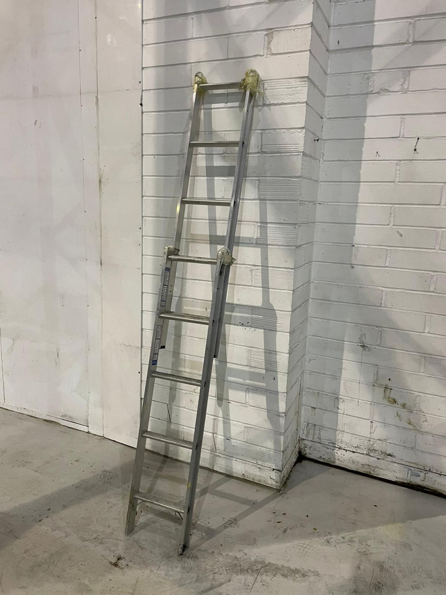(1) Aluminium Ten Rung Extending Step Ladder