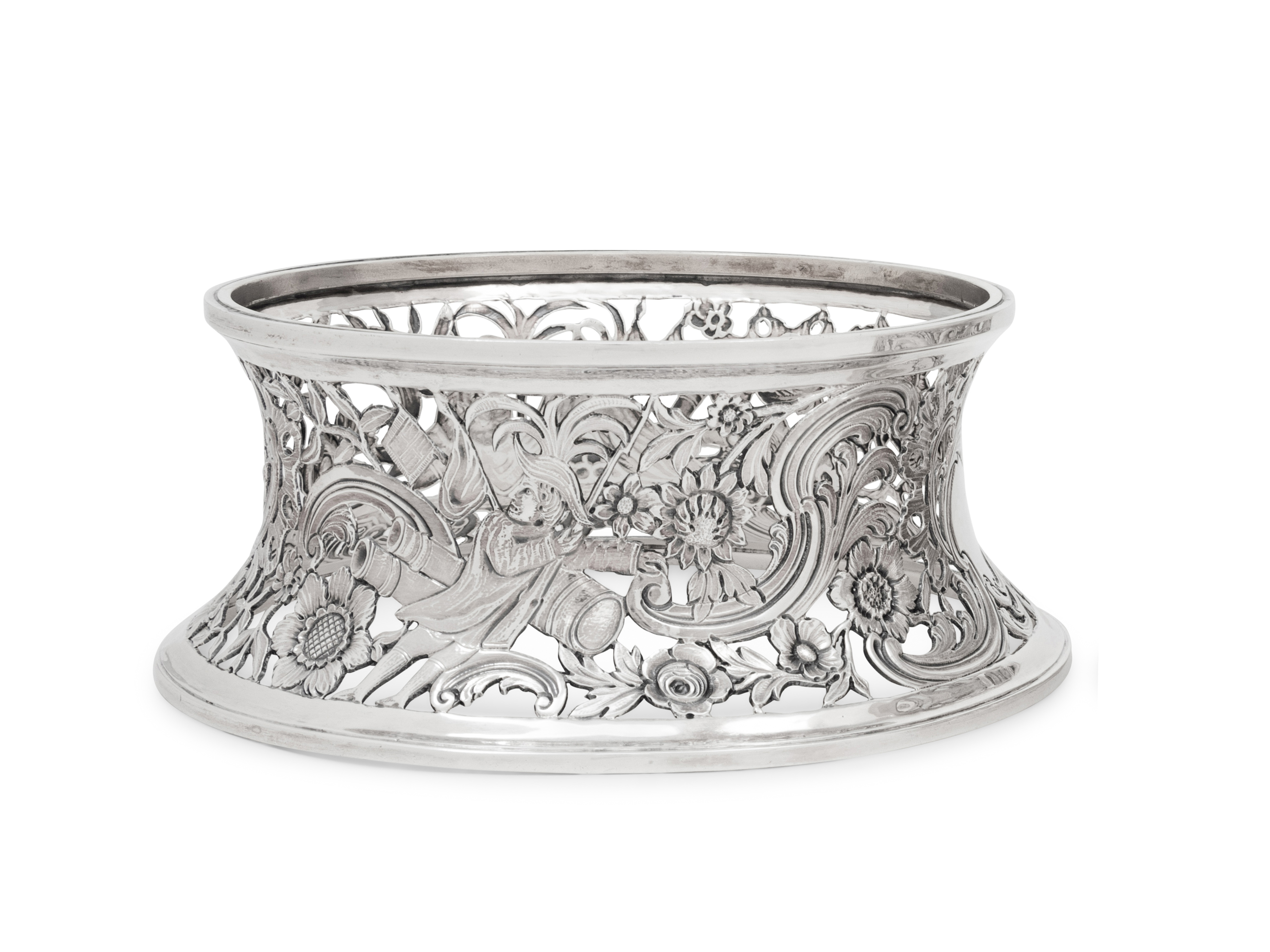 A Victorian Silver Dish Ring - Image 6 of 10
