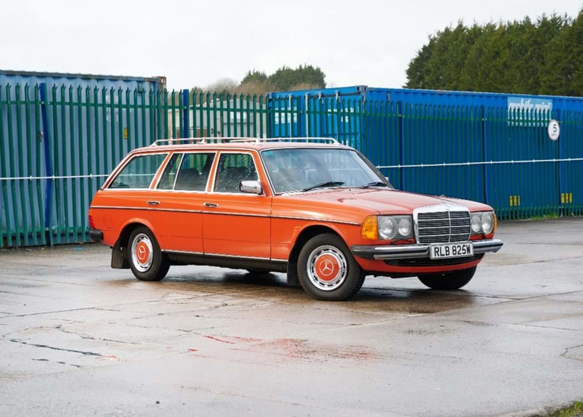 1981 Mercedes-Benz 250T Estate