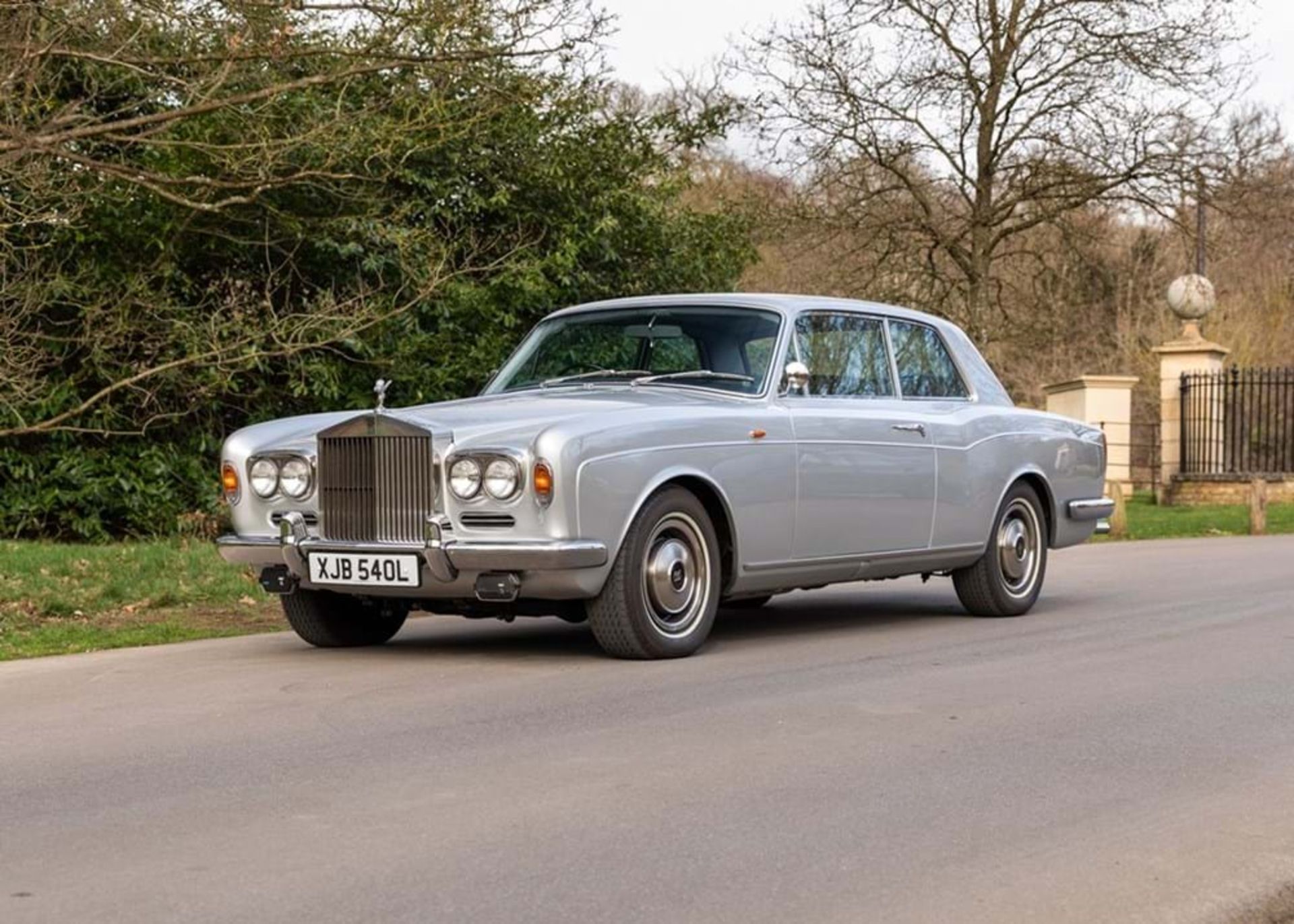 1973 Rolls-Royce Corniche by Mulliner Park Ward