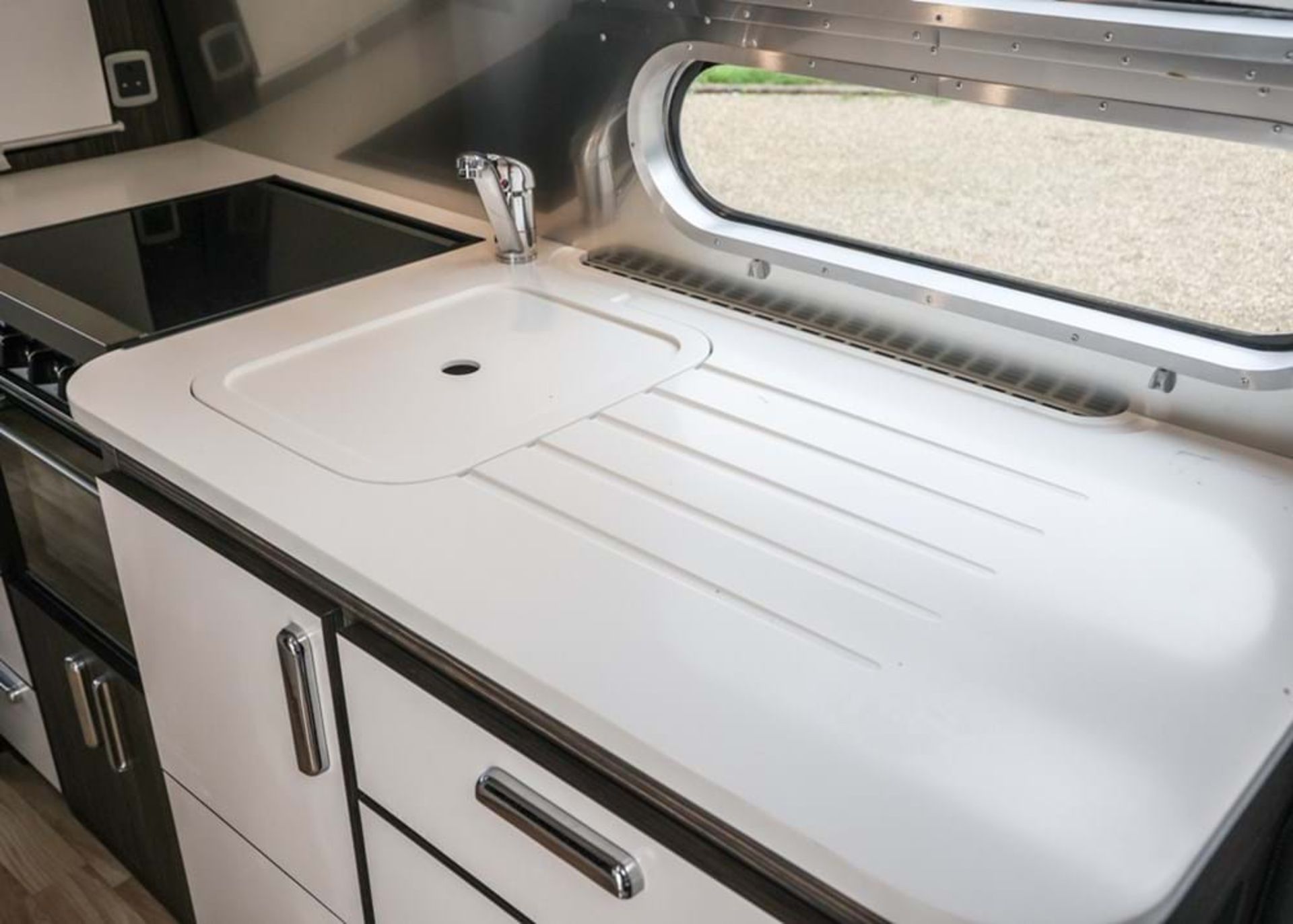 2018 Airstream International Colorado - Image 6 of 10