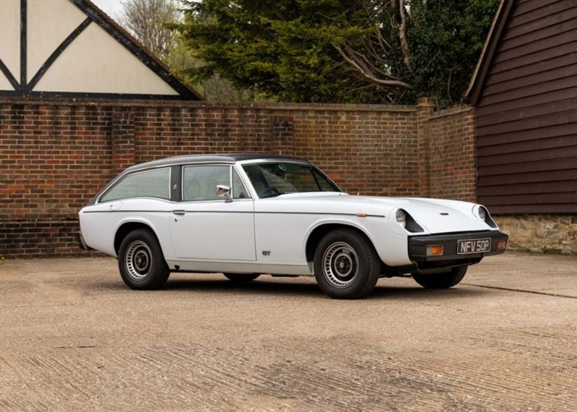 1975 Jensen Healey GT