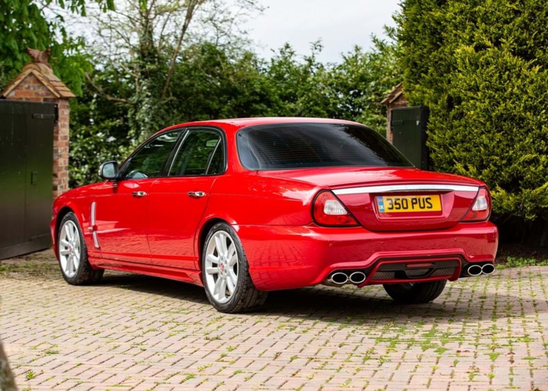 2005 Jaguar XJR - Image 6 of 10