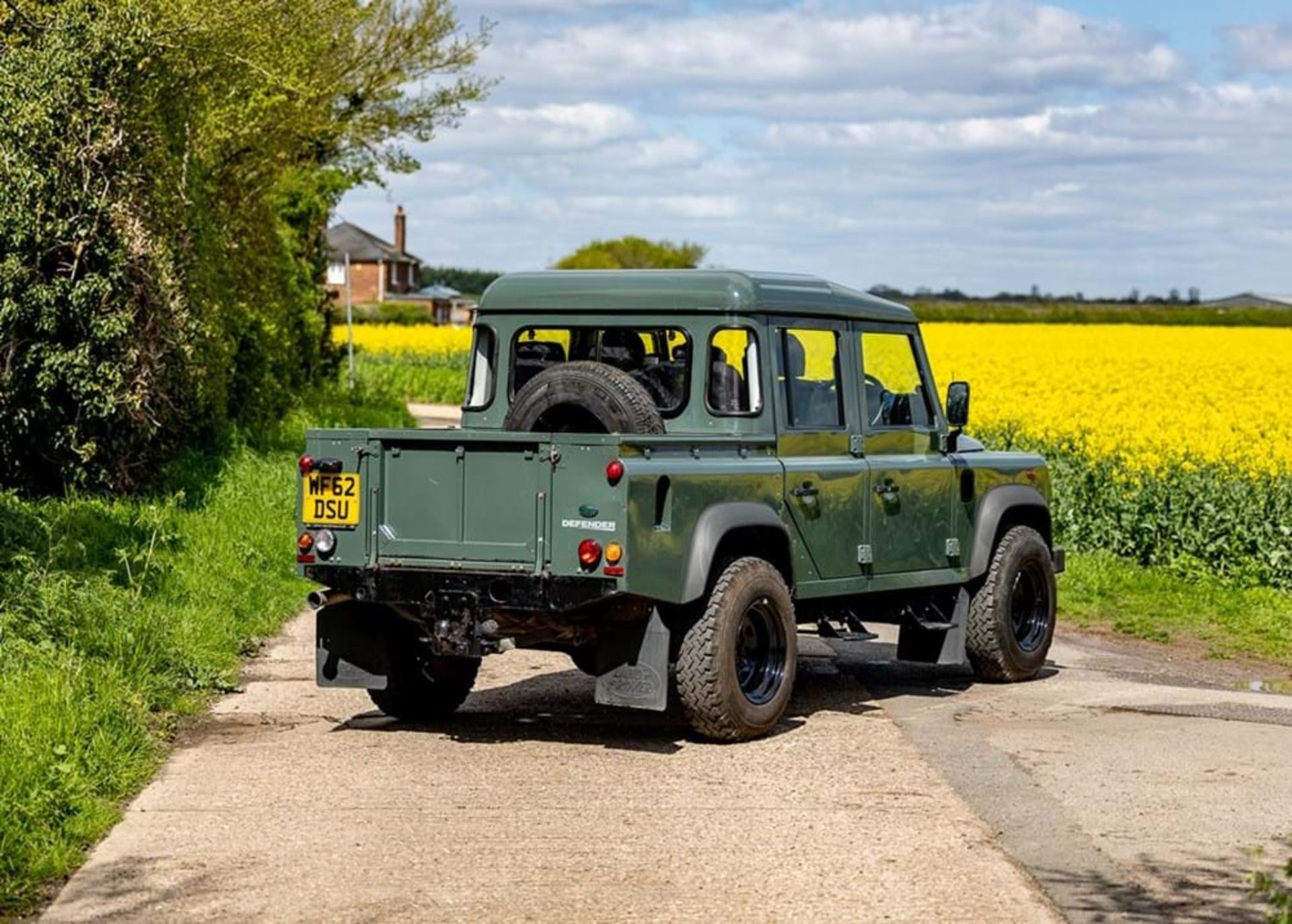 2012 Land Rover Defender Double Cab Pick-up - Image 3 of 10