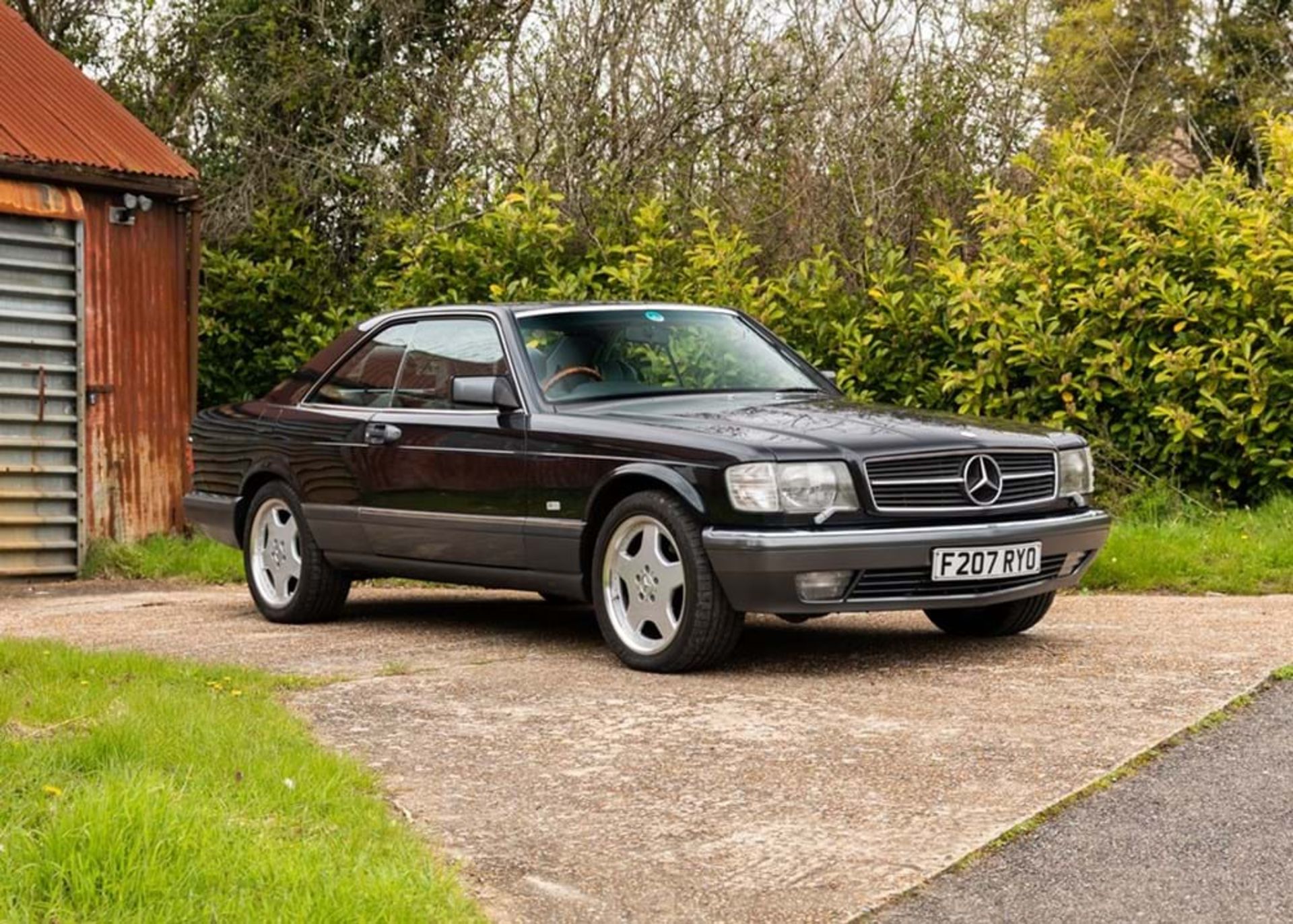 1989 Mercedes-Benz 560 SEC