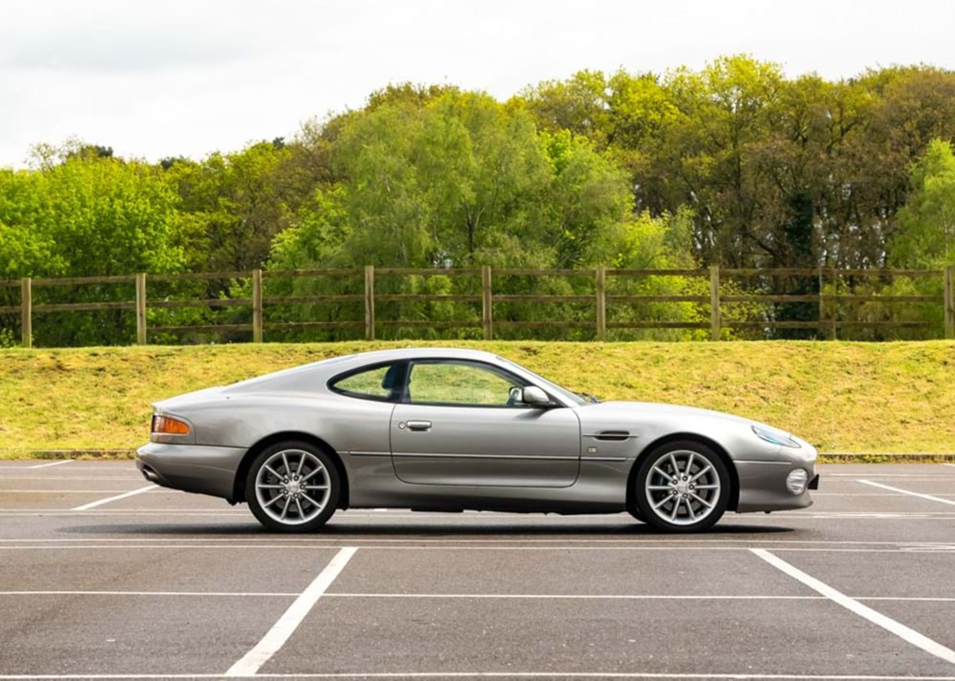 2003 Aston Martin DB7 Vantage Coupé - Image 2 of 10