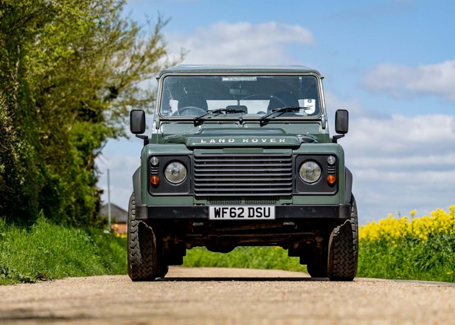 2012 Land Rover Defender Double Cab Pick-up - Image 9 of 10