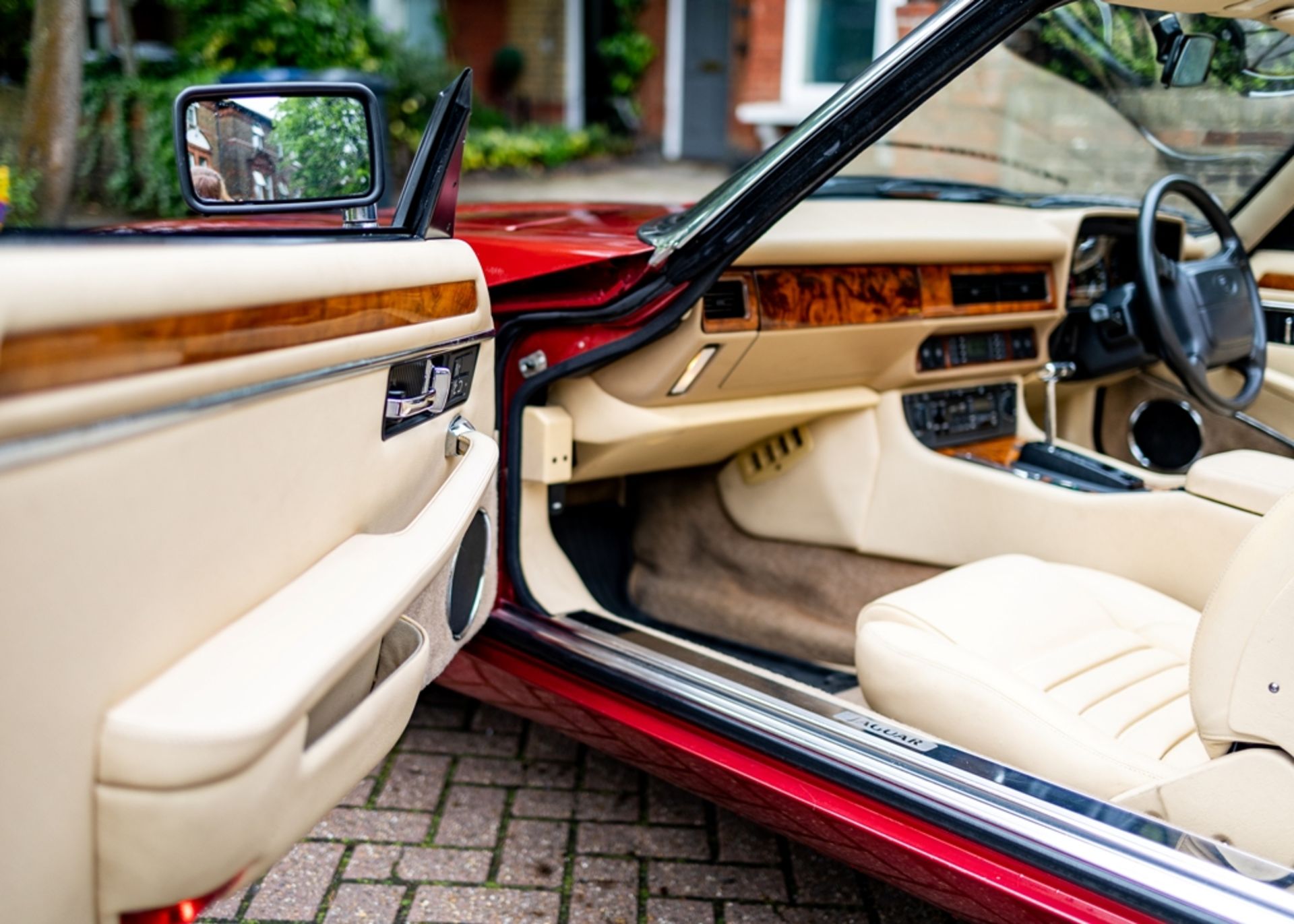 1994 Jaguar XJS Convertible - Image 15 of 24