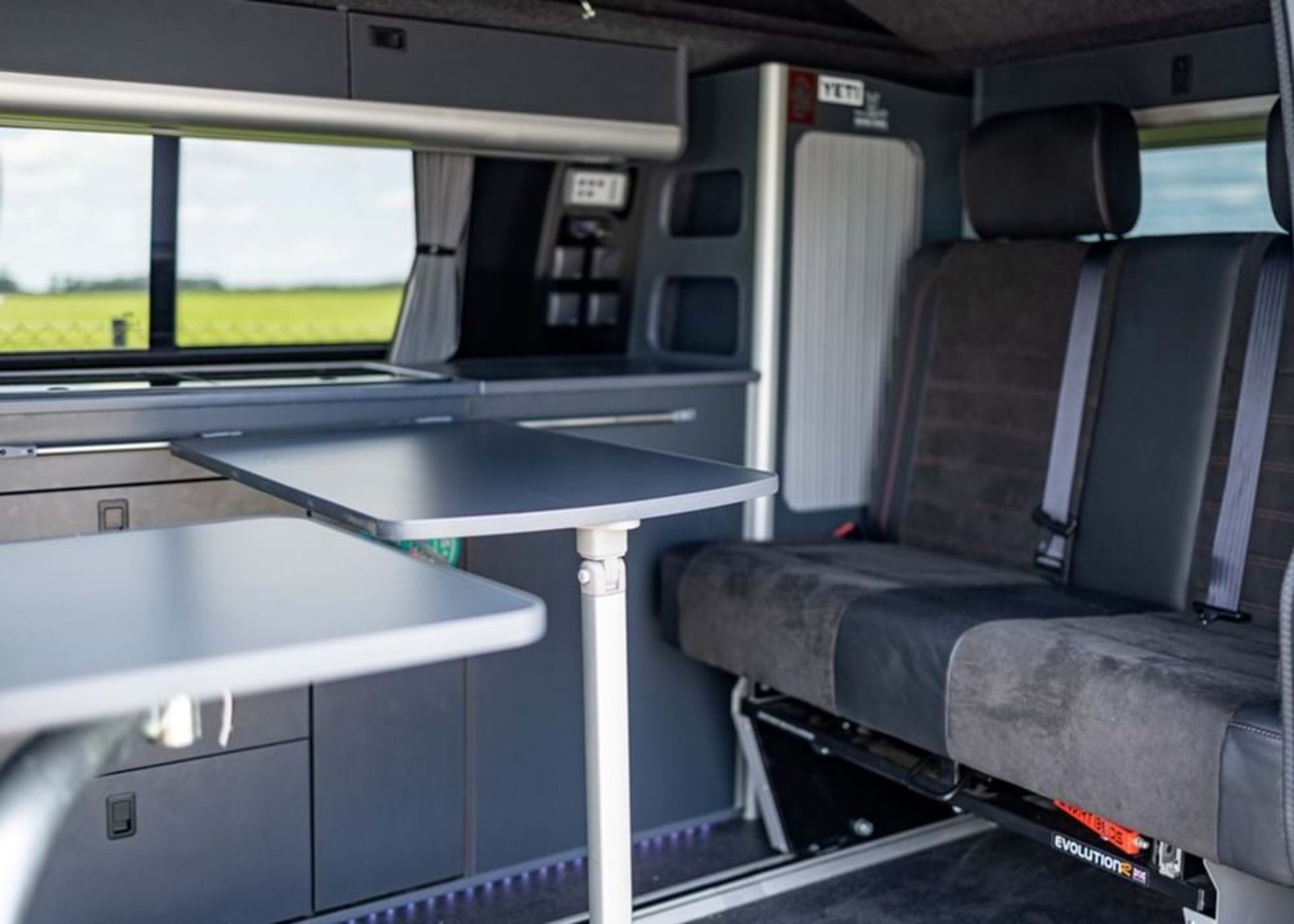 2021 Volkswagen Transporter T30 Highline Camper - Image 7 of 10