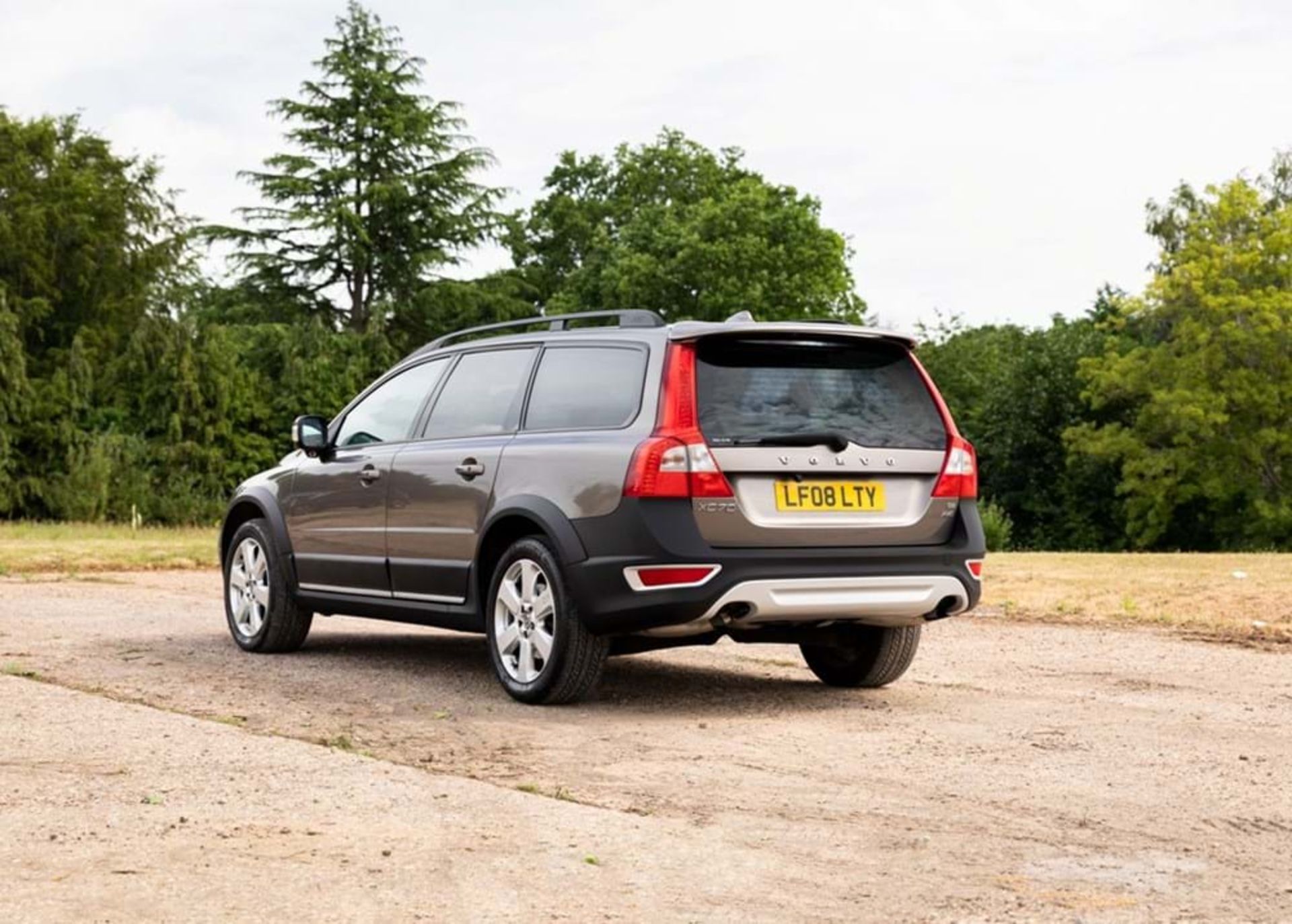 2008 Volvo XC70 3.2 SE AWD - Image 7 of 9