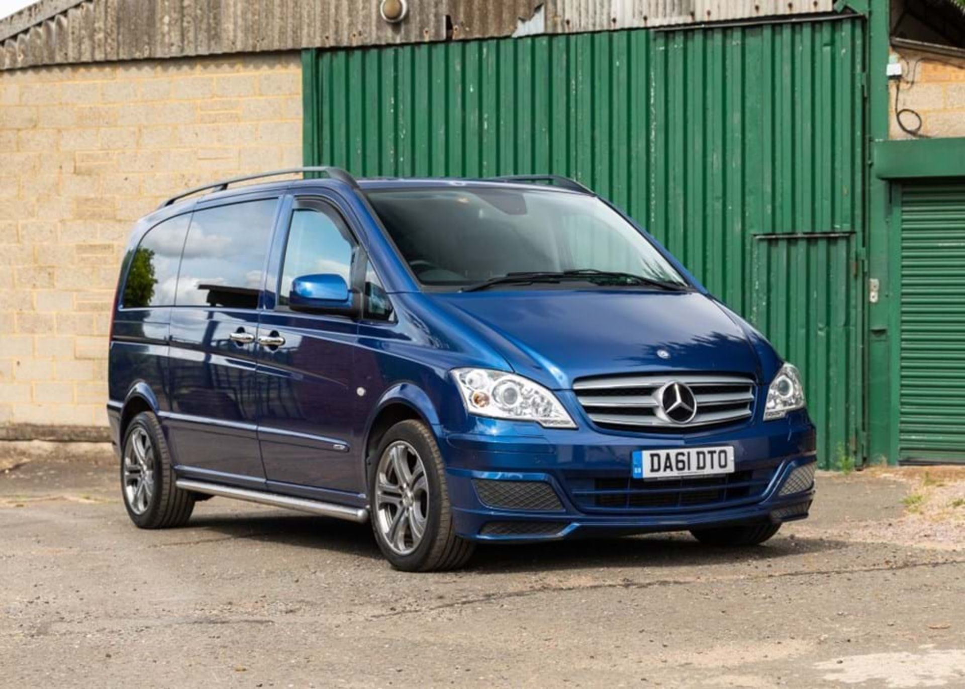 2011 Mercedes-Benz Vito 122CDI Sport-X Brabus SWB Dualiner