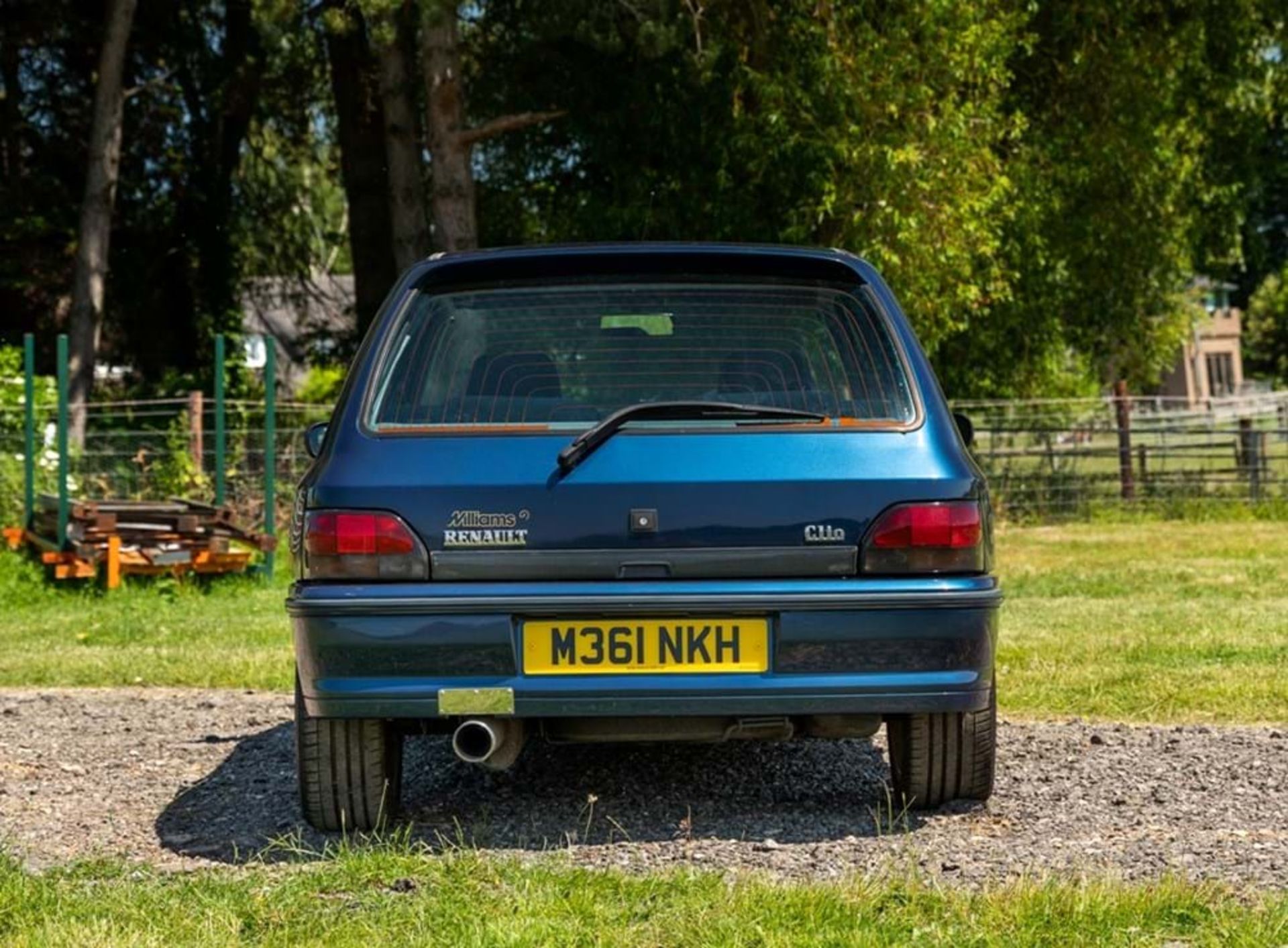 1995 Renault Clio Williams 2 - Image 7 of 10