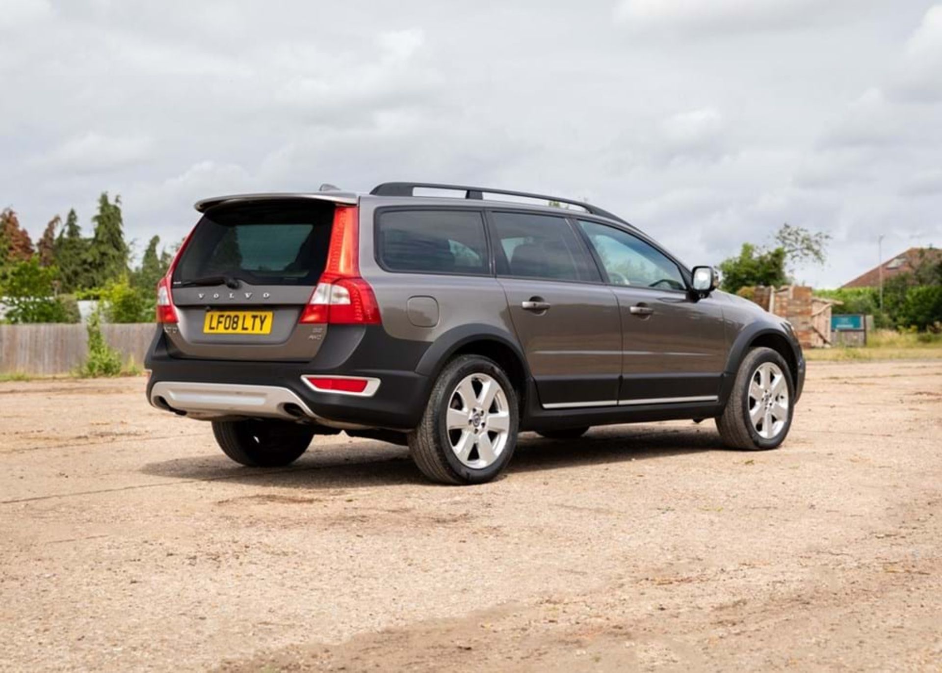 2008 Volvo XC70 3.2 SE AWD - Image 6 of 9