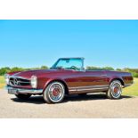 1965 Mercedes-Benz 230 SL Pagoda