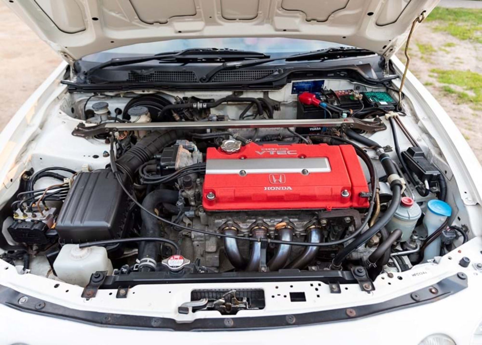 1998 Honda Integra Type R - Image 8 of 11